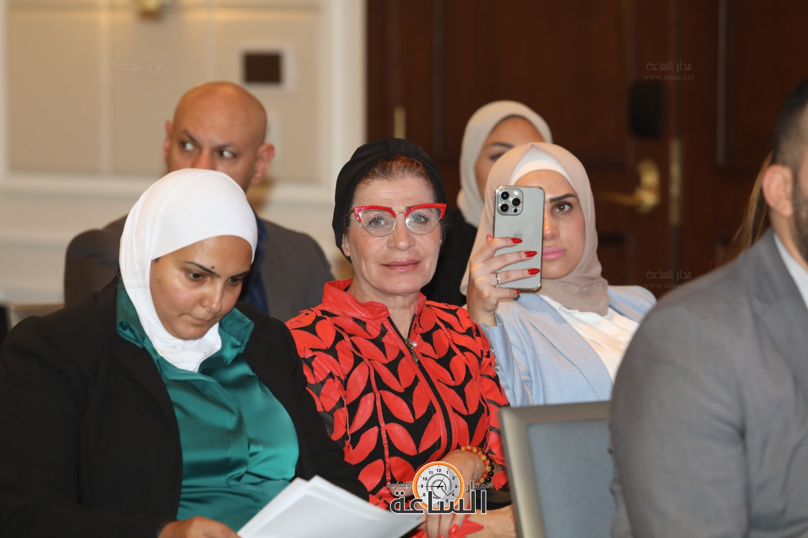 Madar Al-Saa Images 0.8413113472680107