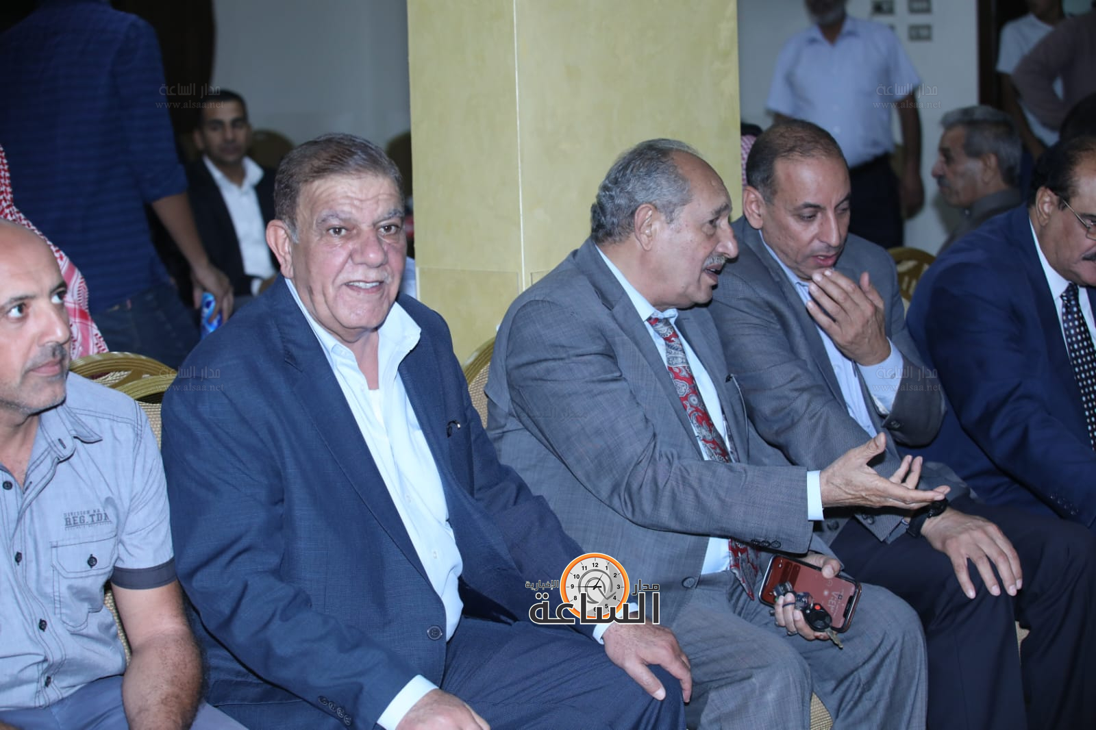 Madar Al-Saa Images 0.9821585839175802