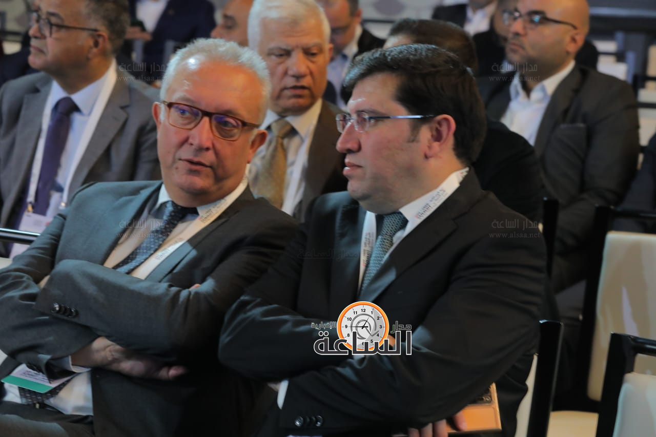 Madar Al-Saa Images 0.9415733408023261