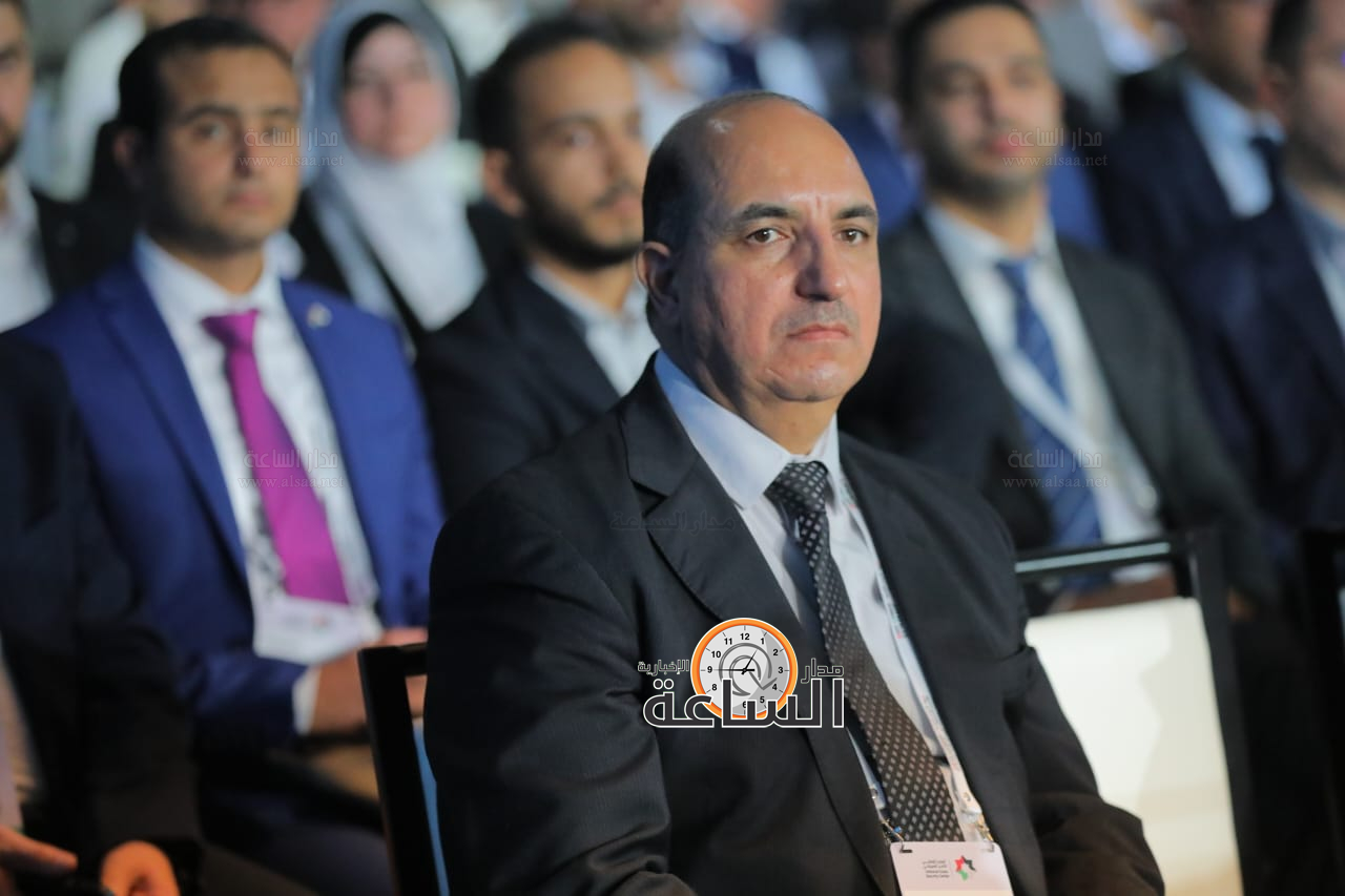 Madar Al-Saa Images 0.8257319535106358