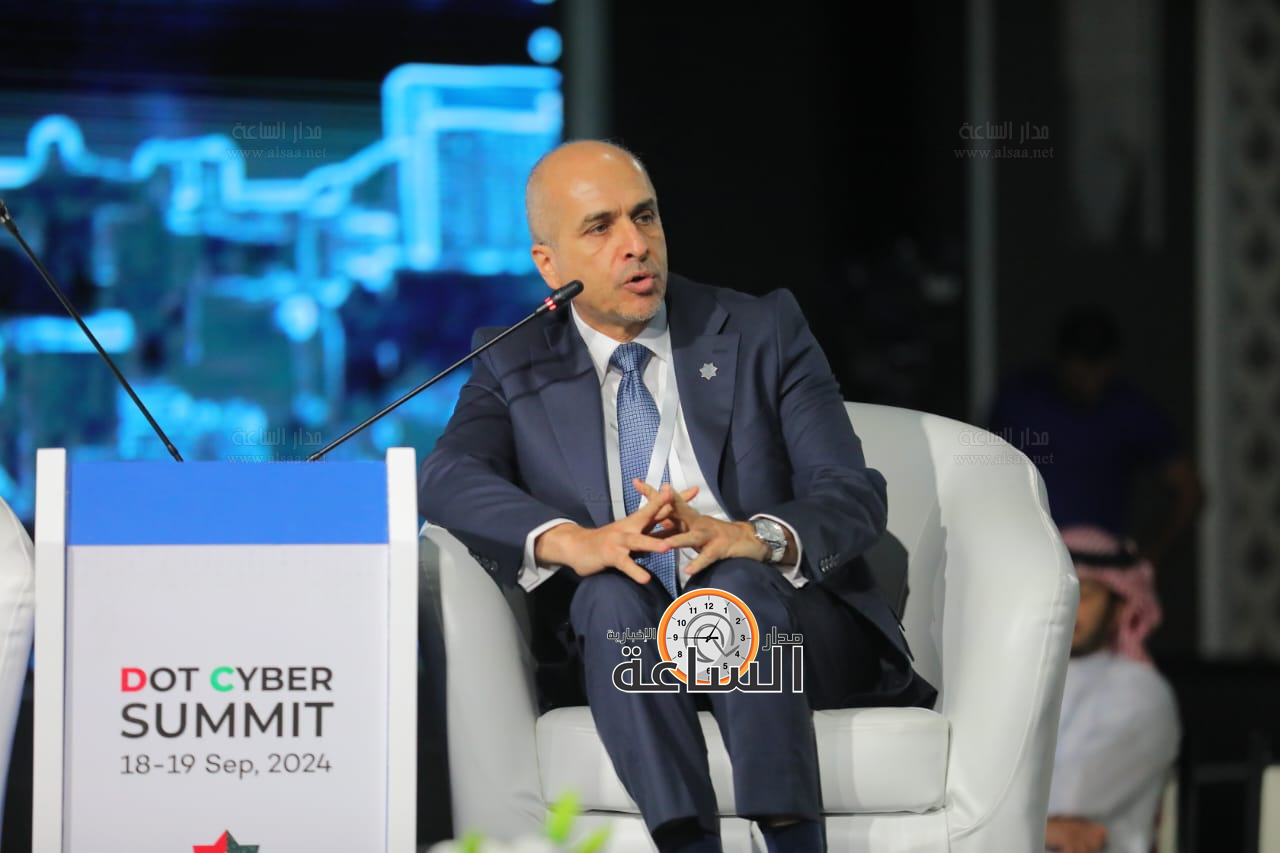 Madar Al-Saa Images 0.12009797443275616