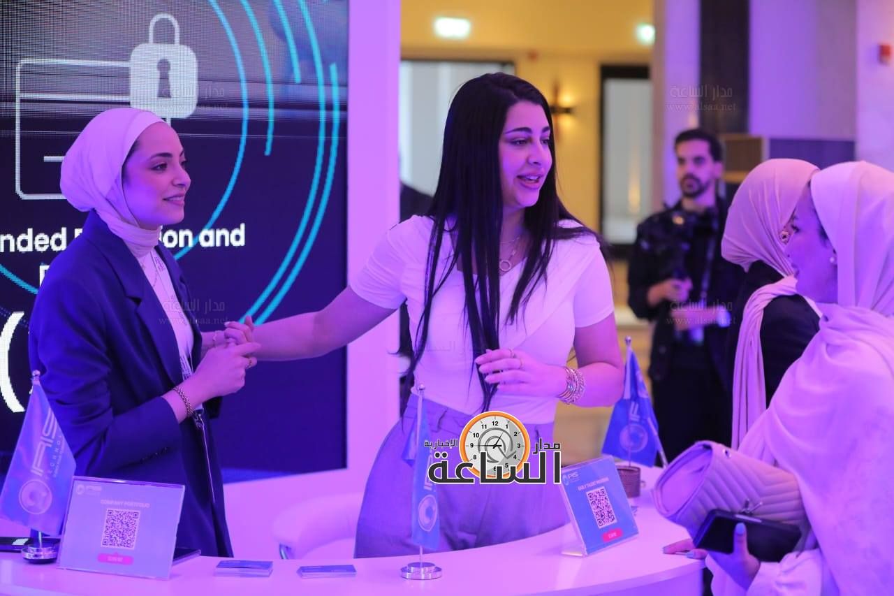 Madar Al-Saa Images 0.9652648692563777