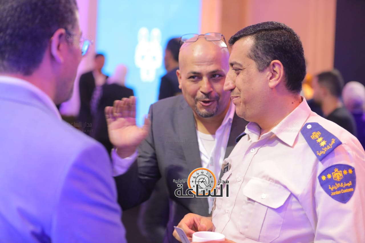 Madar Al-Saa Images 0.5085827015873103