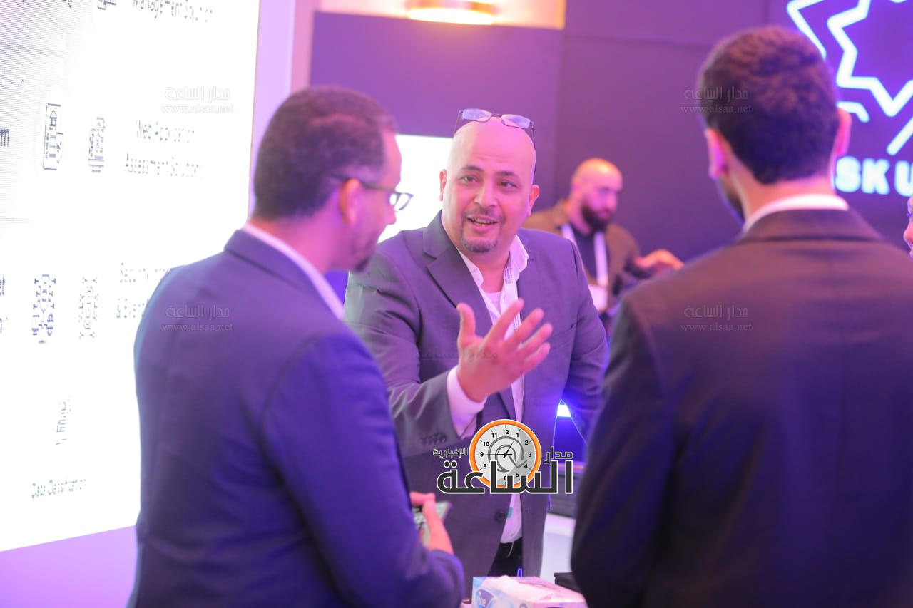 Madar Al-Saa Images 0.7844102995011493