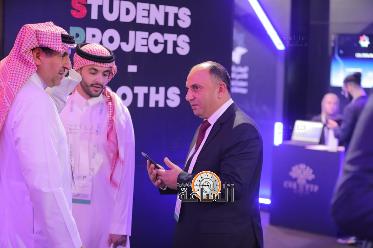 Madar Al-Saa Images 0.4073286792093511