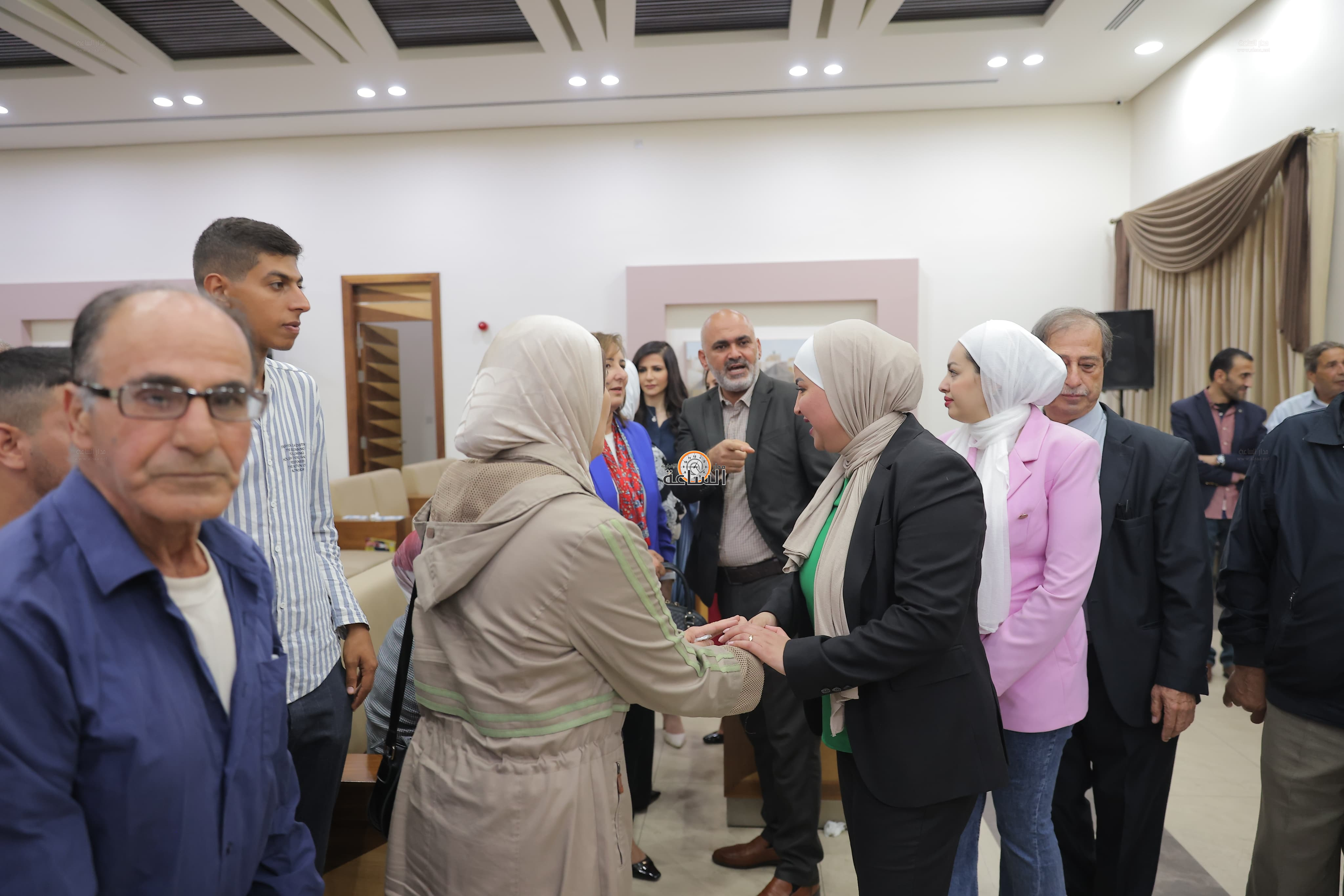 Madar Al-Saa Images 0.3162582011721249