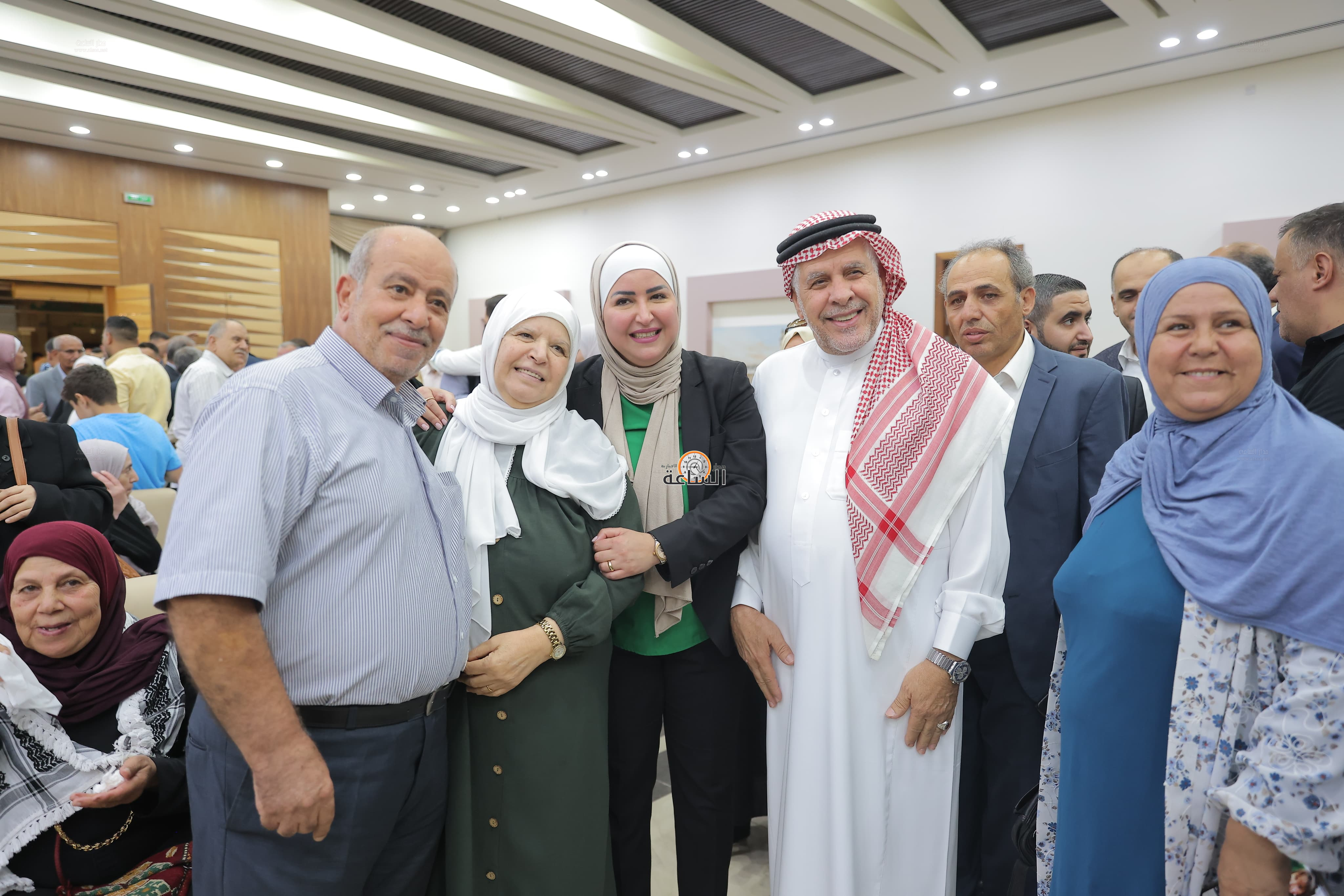 Madar Al-Saa Images 0.5914618869762751