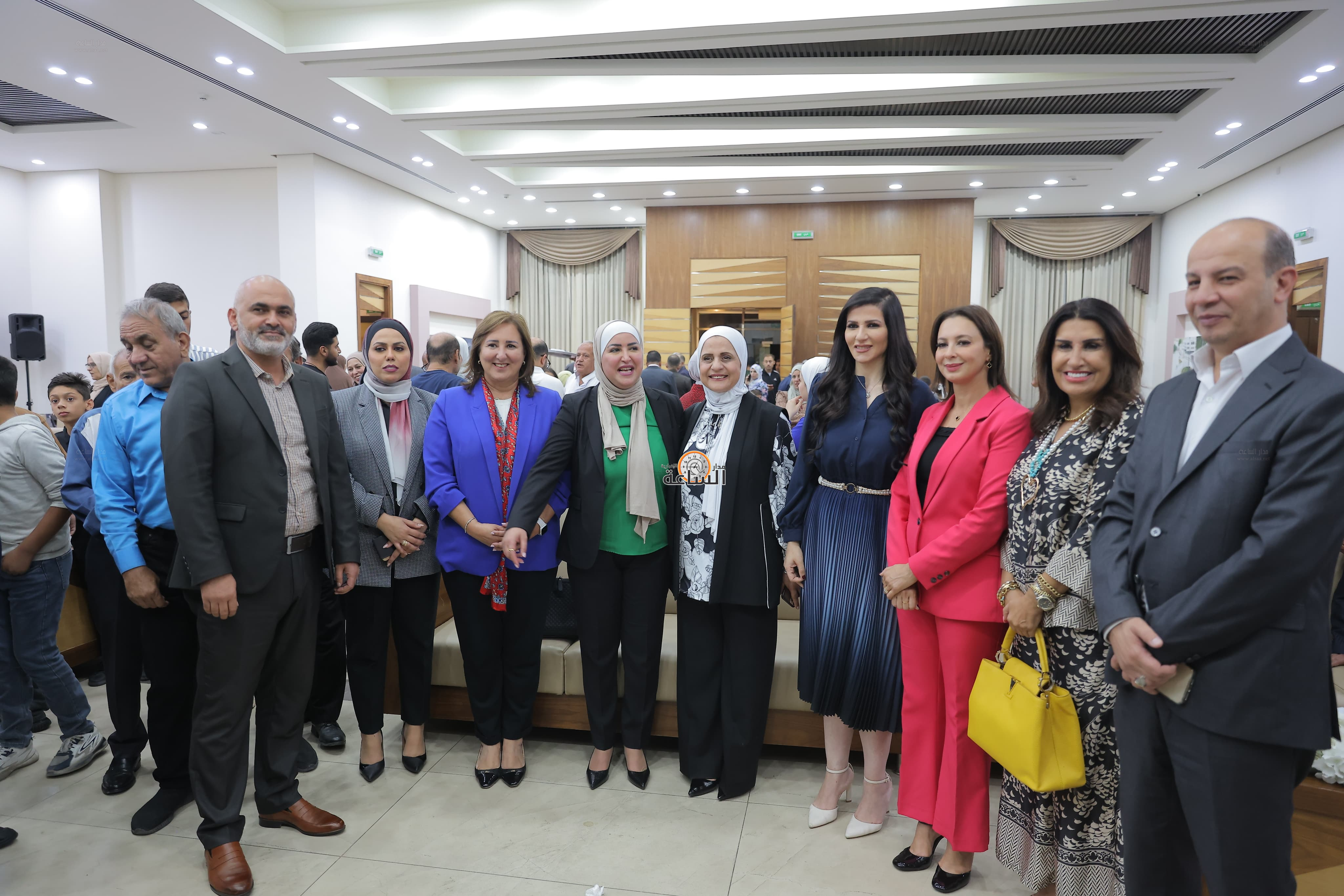 Madar Al-Saa Images 0.984308472264033