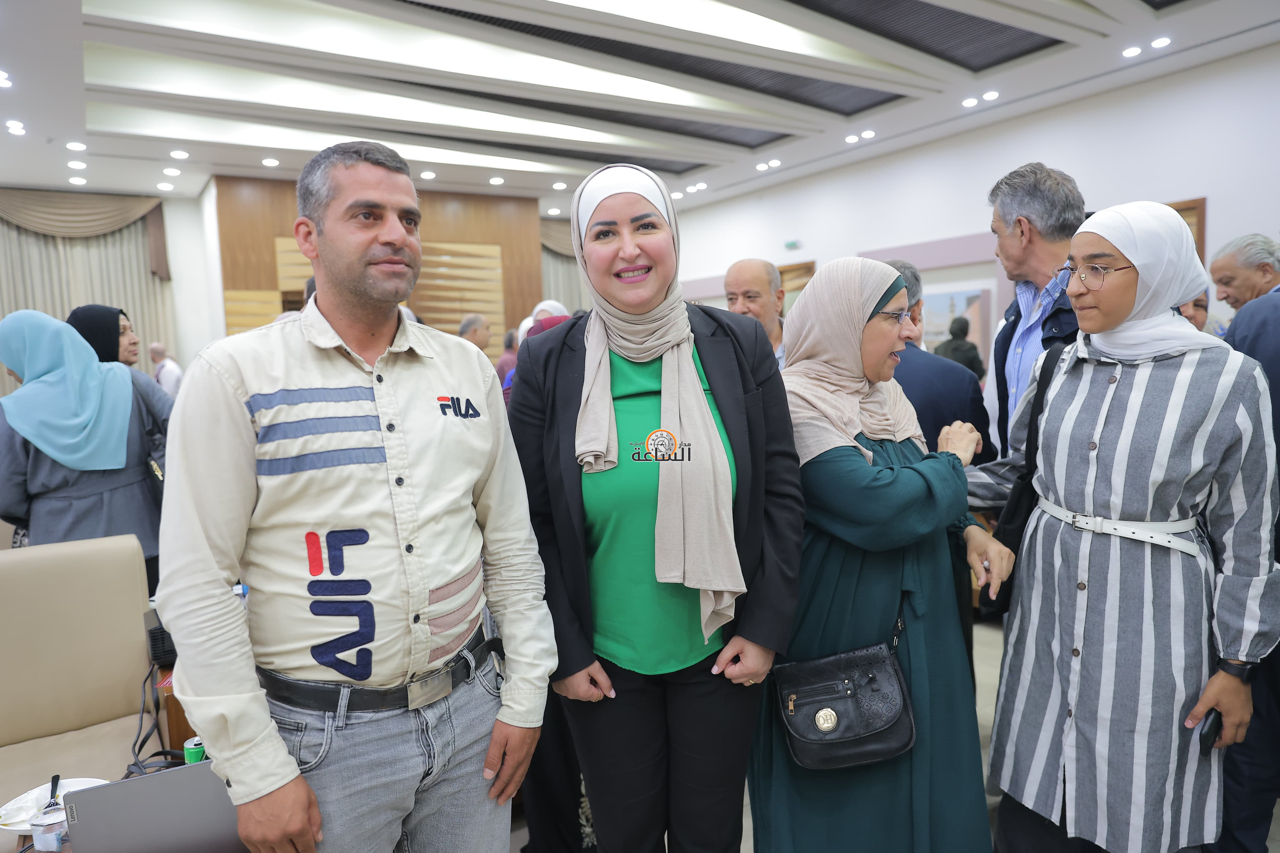 Madar Al-Saa Images 0.1839539200373097