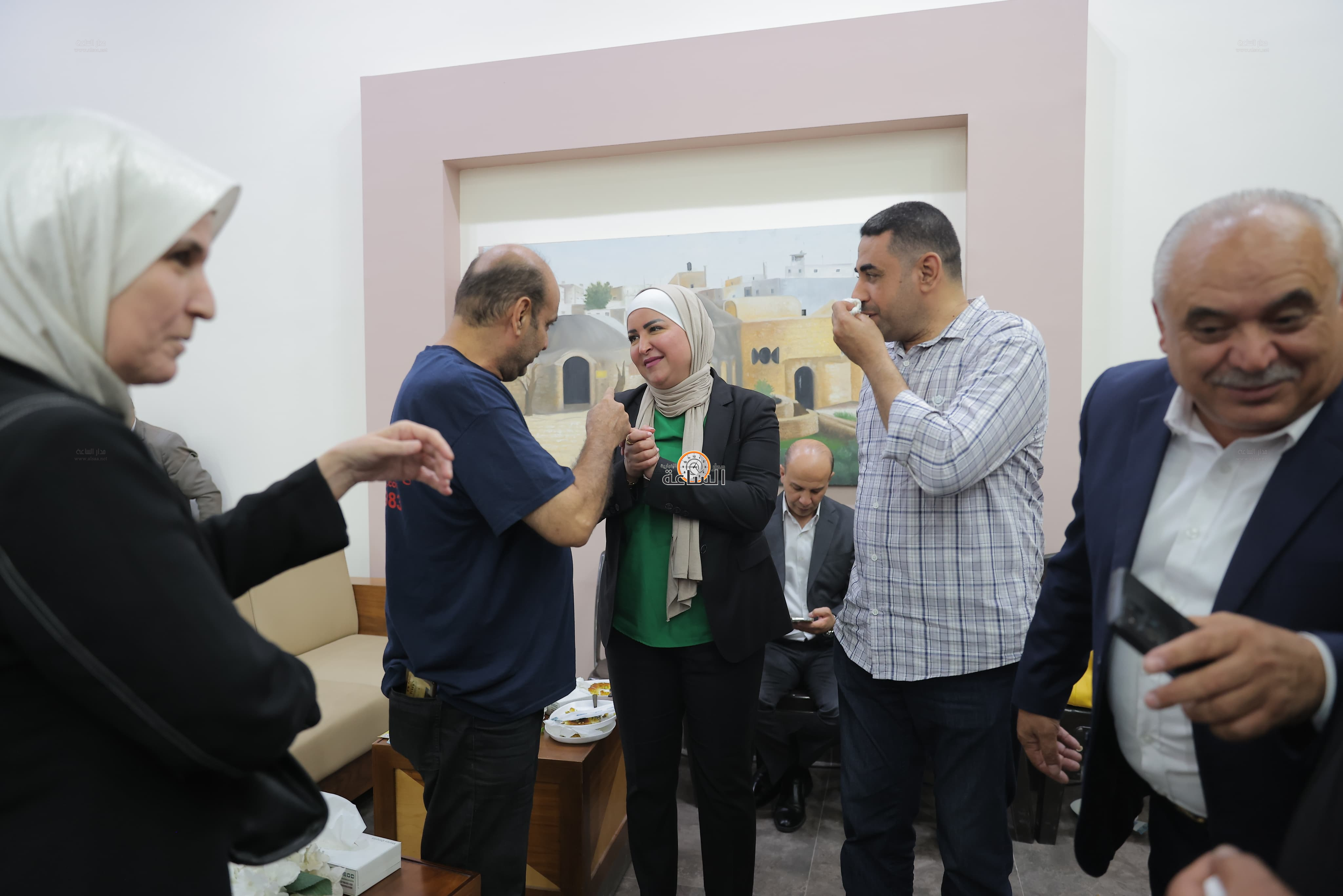 Madar Al-Saa Images 0.055412639033844524