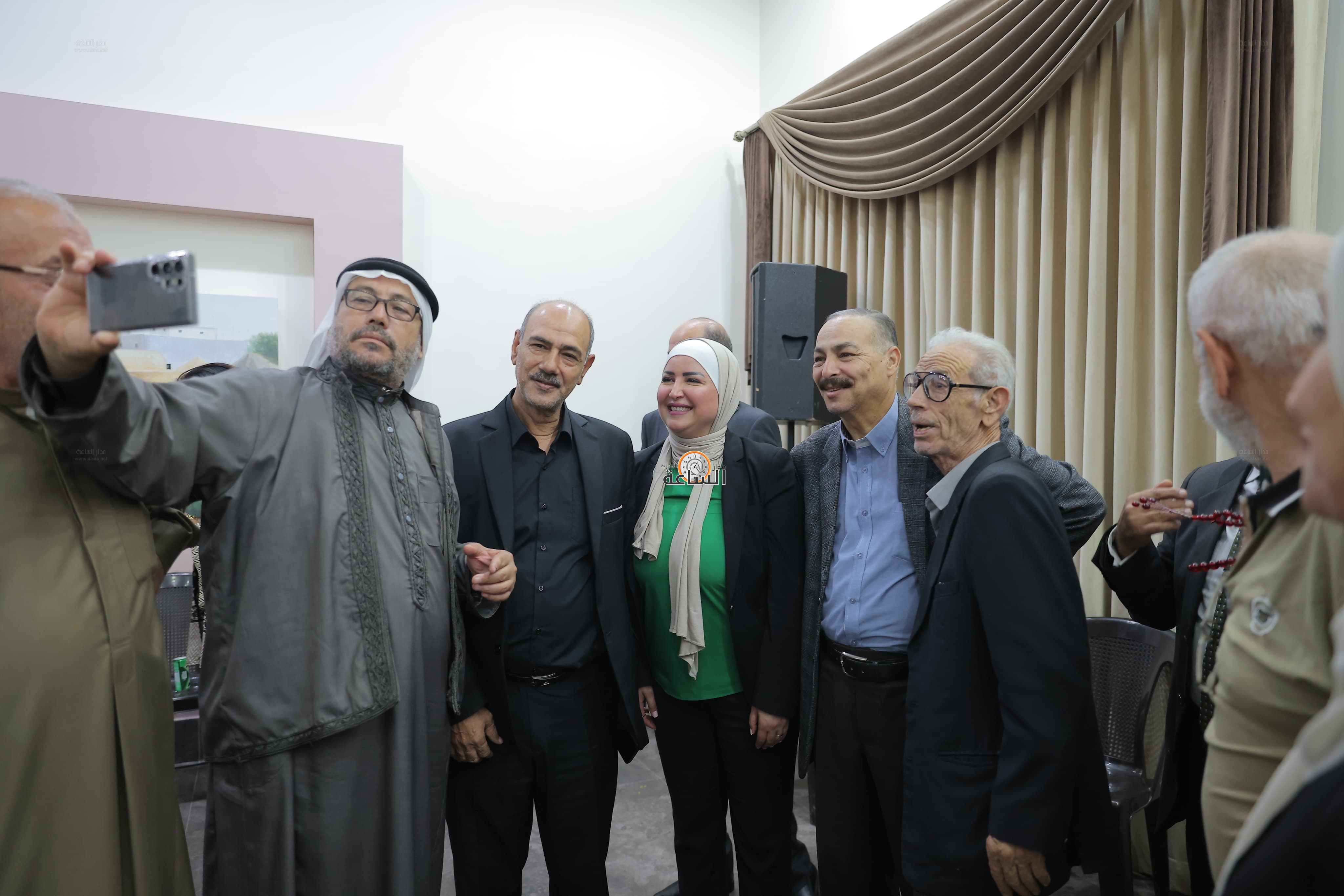 Madar Al-Saa Images 0.2325267763605119