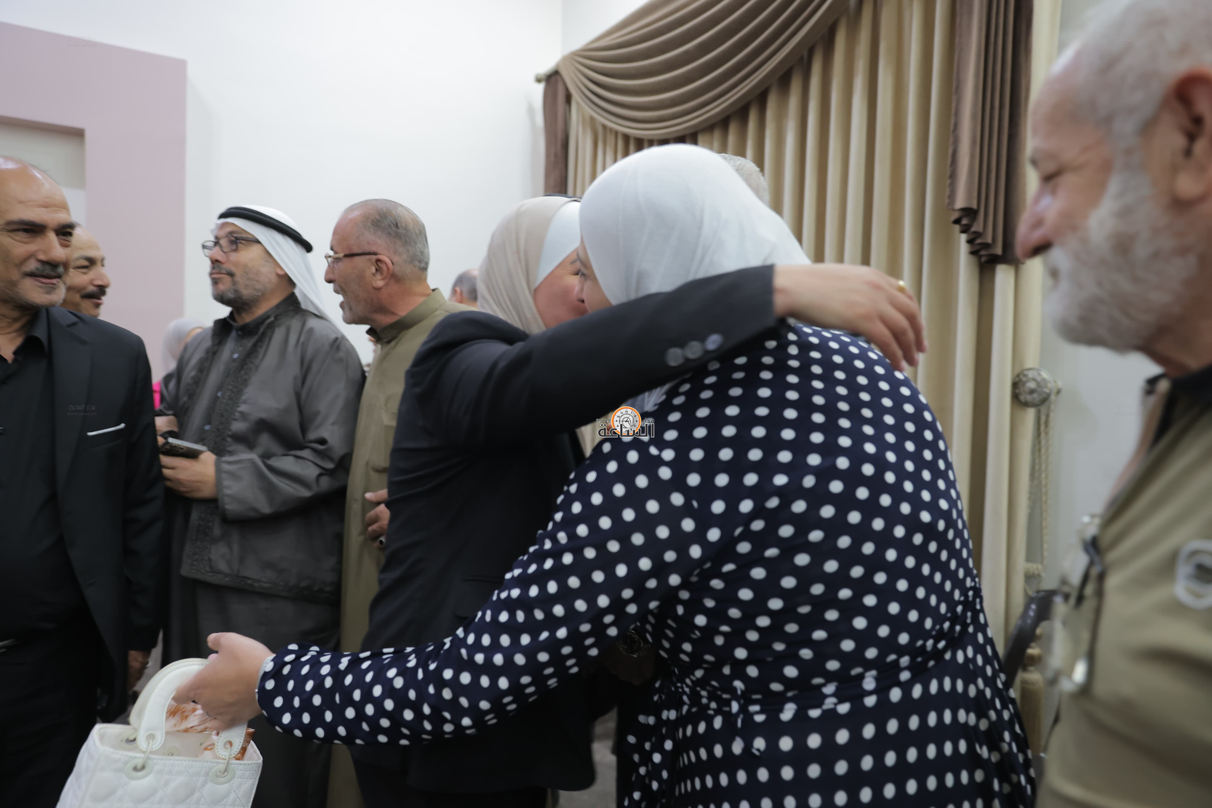 Madar Al-Saa Images 0.694871594490837