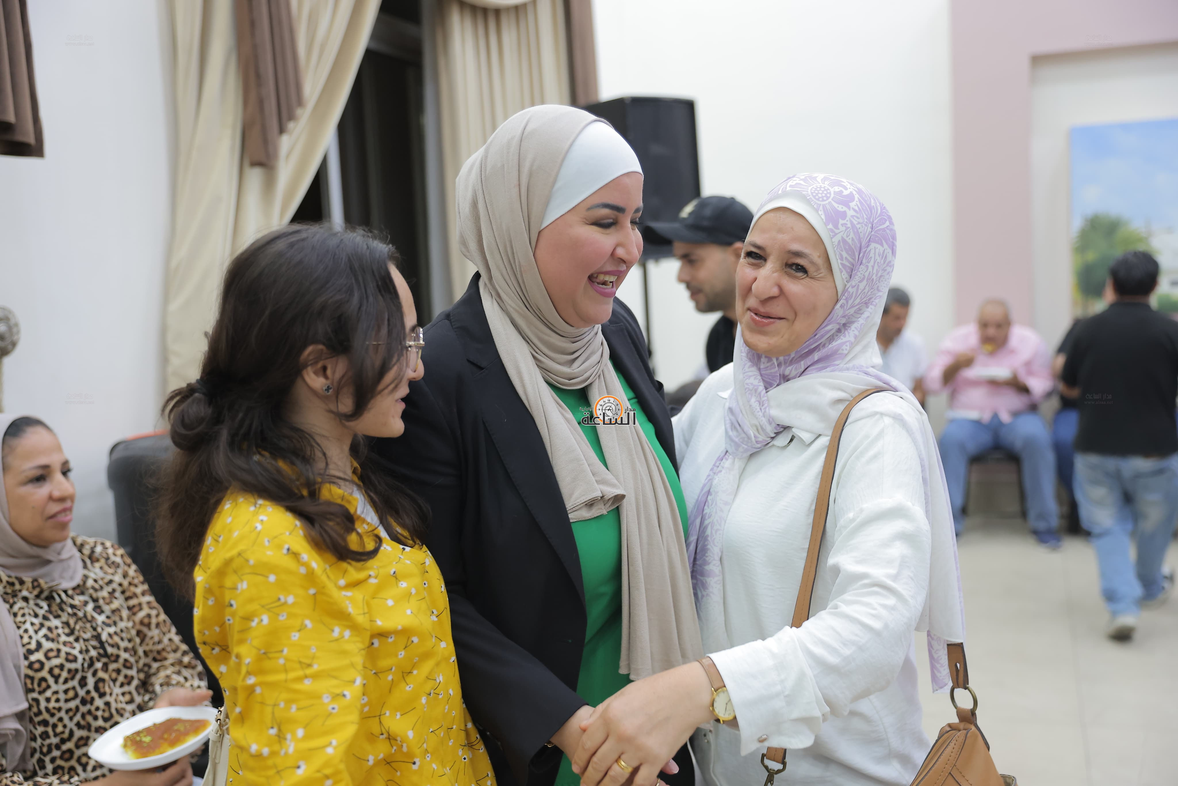 Madar Al-Saa Images 0.22370125705475408