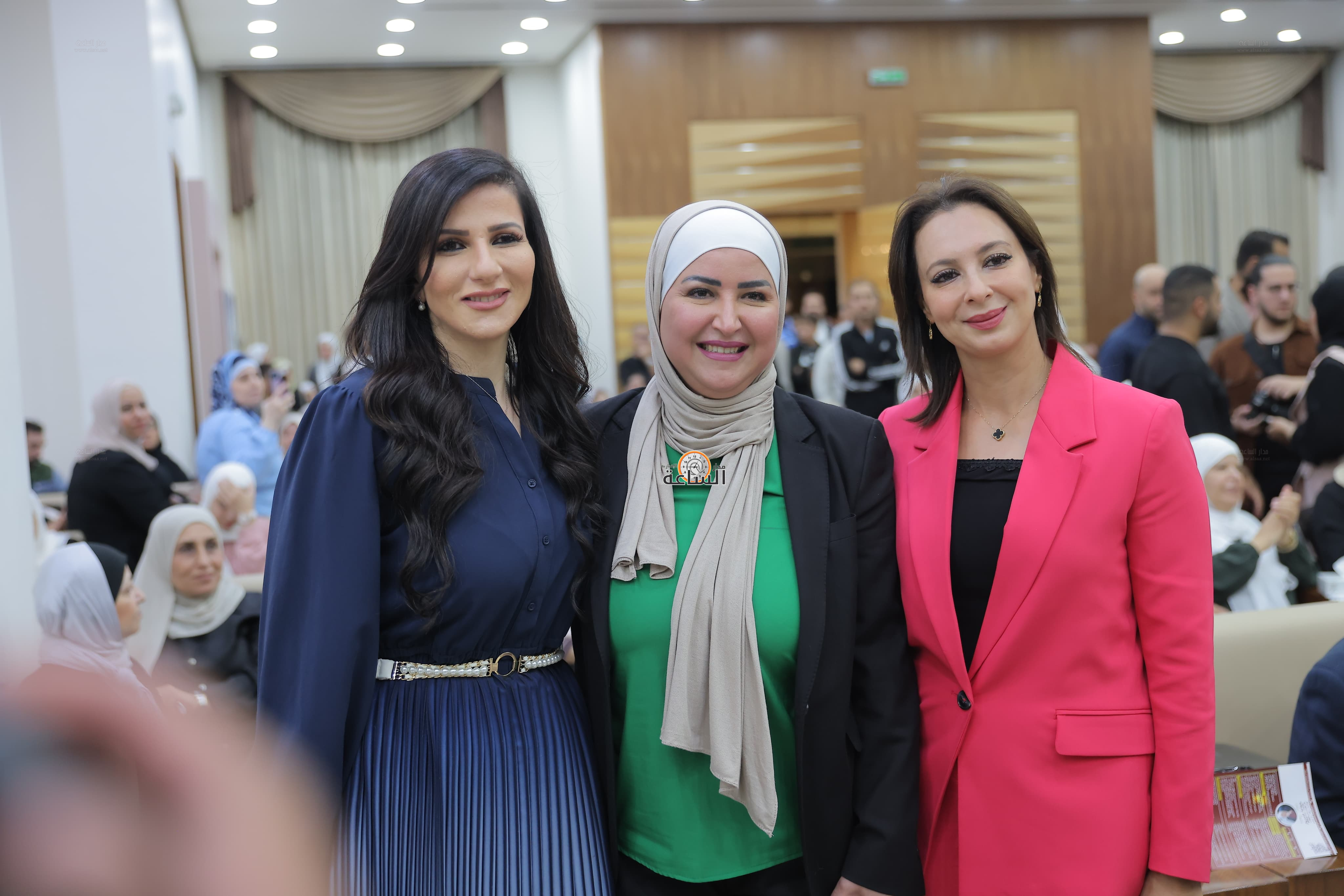 Madar Al-Saa Images 0.16219416235776385