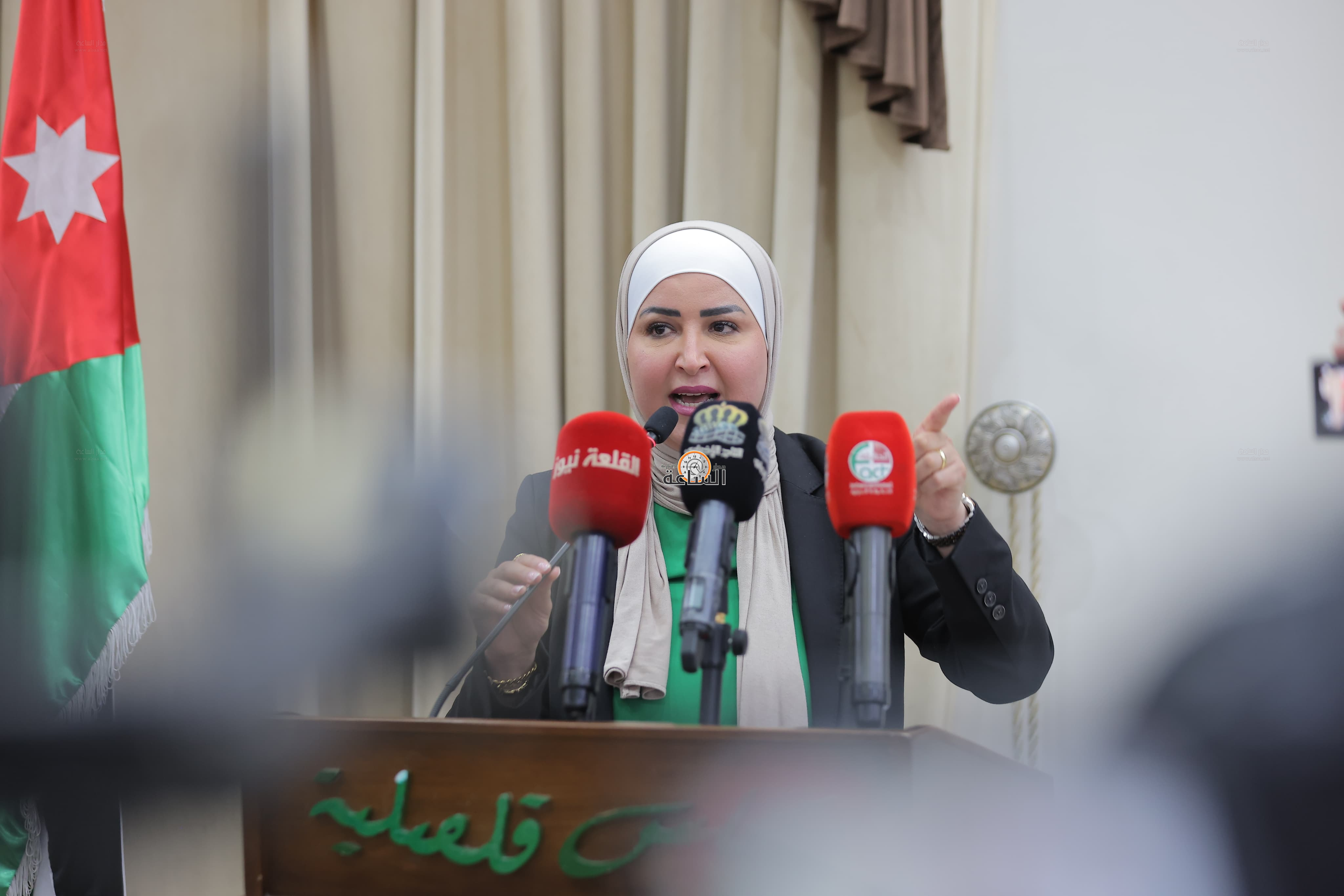 Madar Al-Saa Images 0.39597894642614584