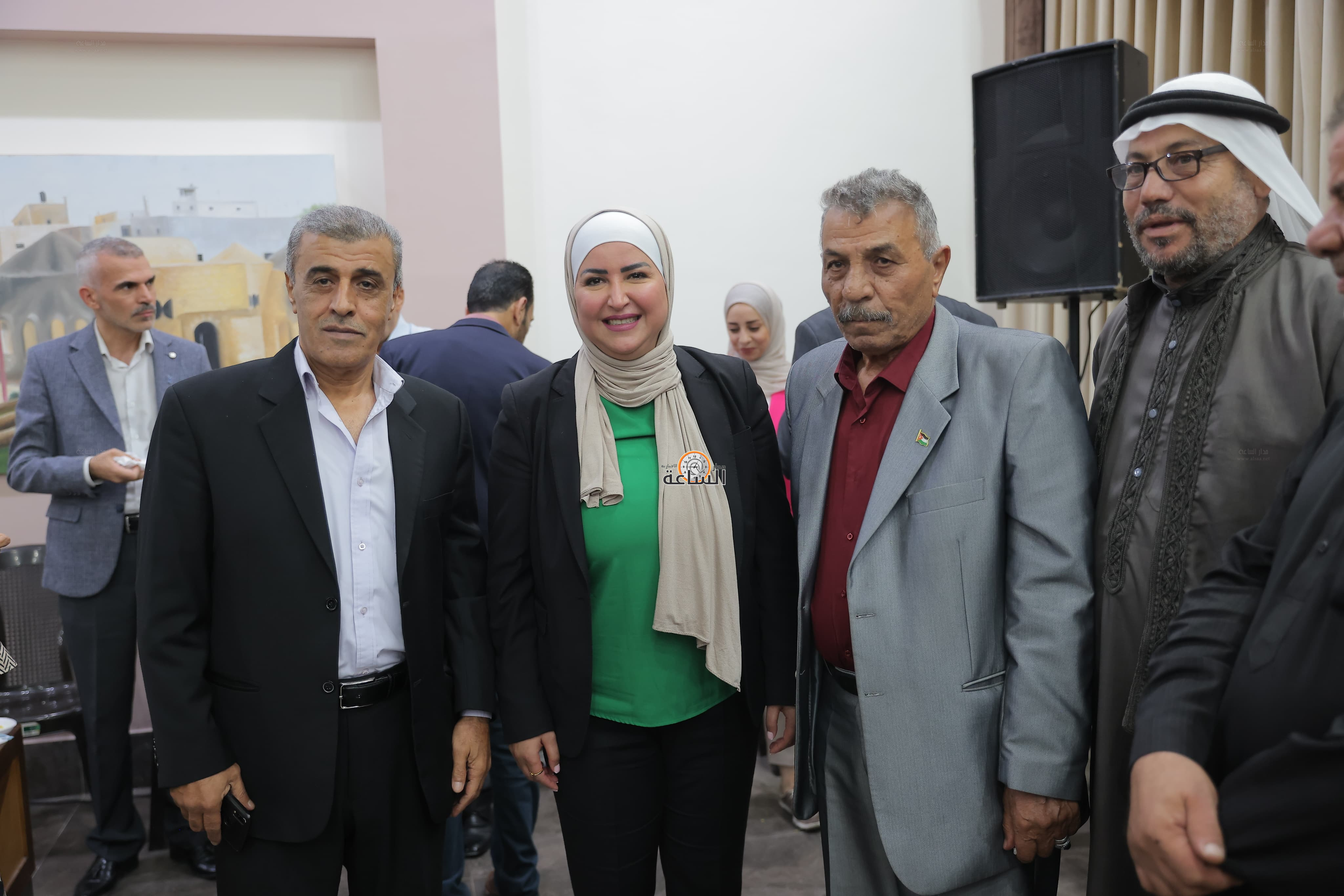 Madar Al-Saa Images 0.0654743229588215