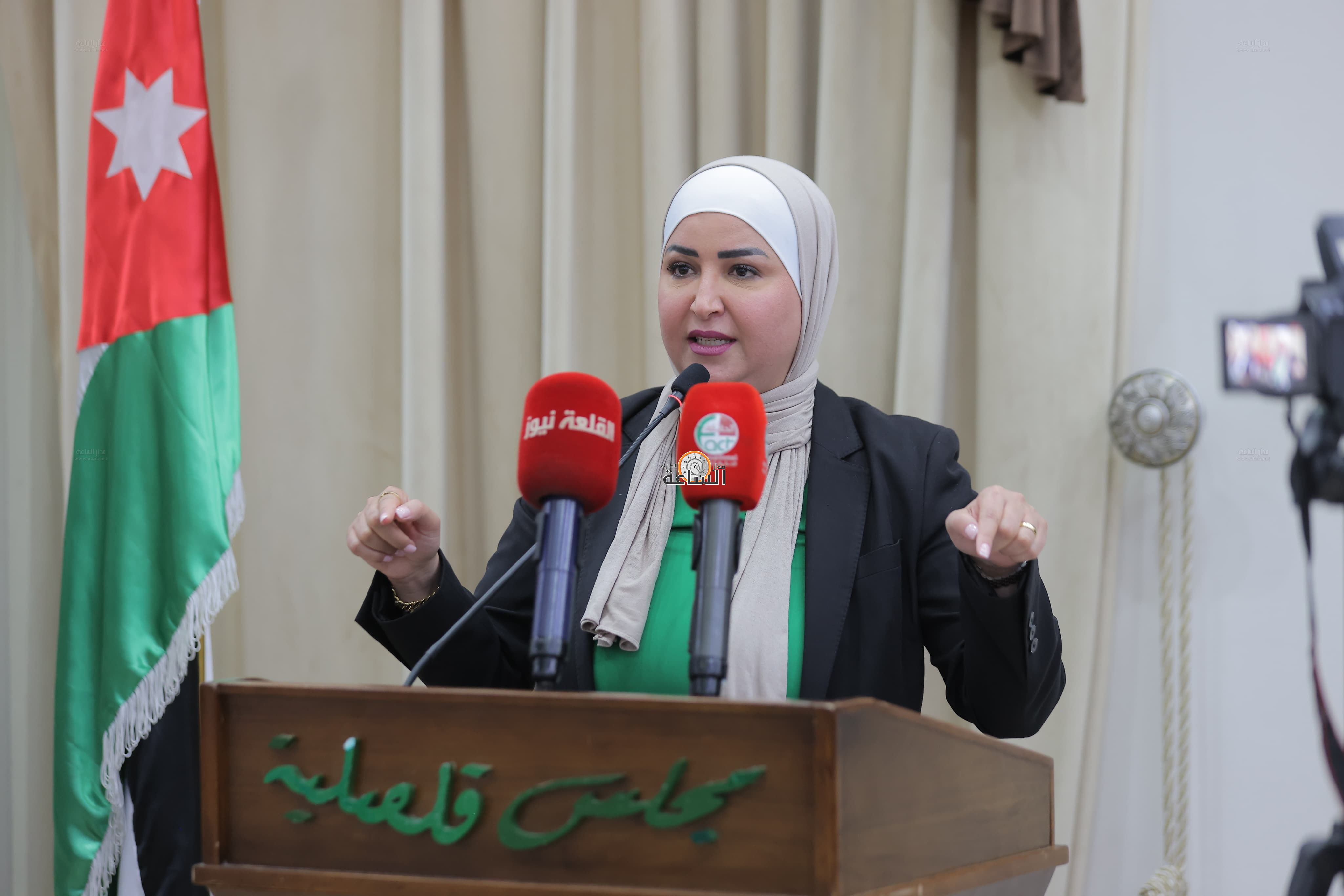 Madar Al-Saa Images 0.66278377172757