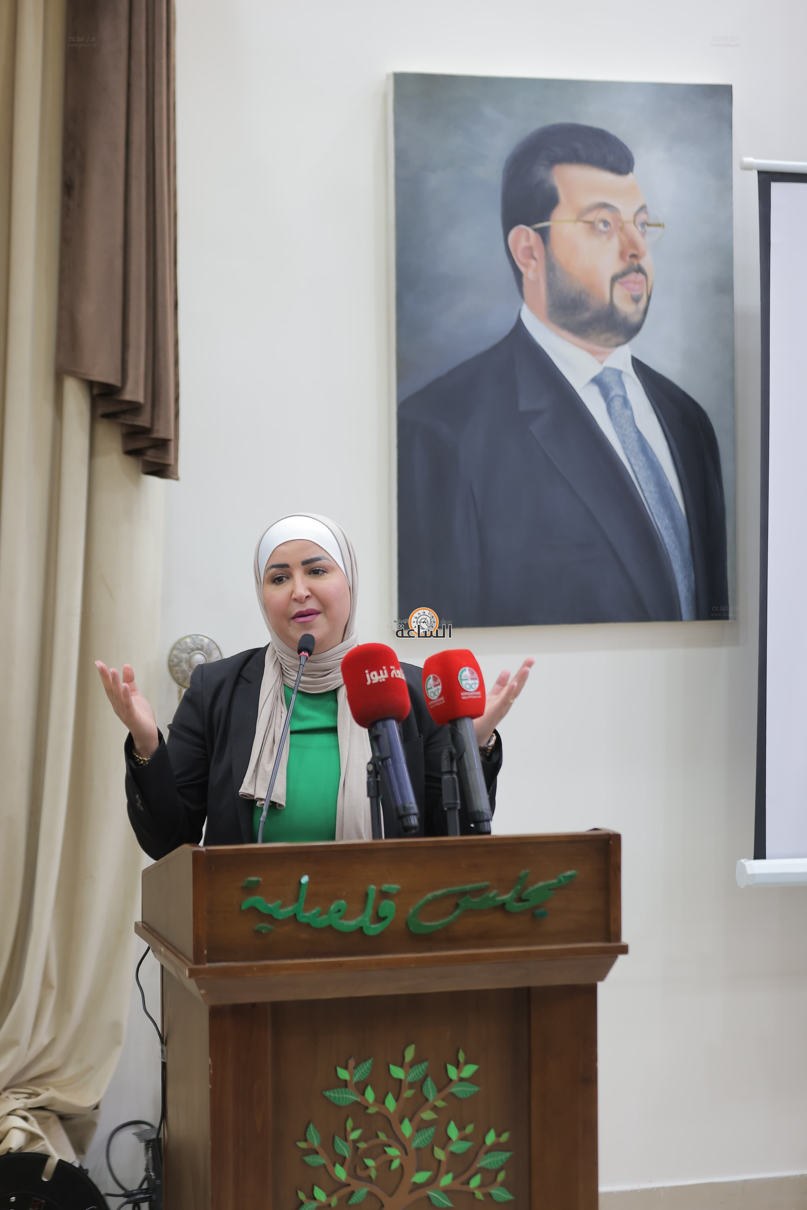 Madar Al-Saa Images 0.4847710841690511