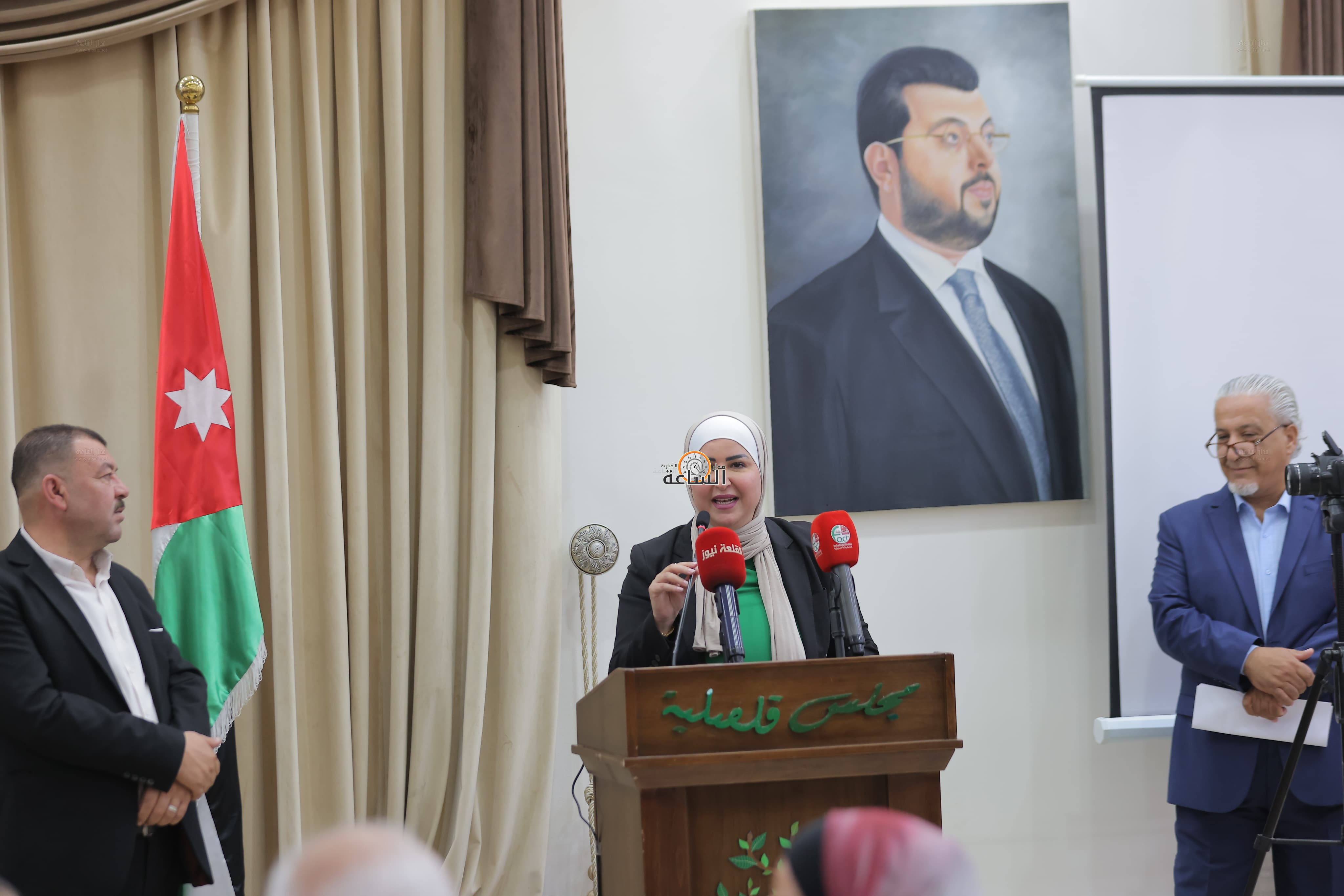 Madar Al-Saa Images 0.6324552632453222