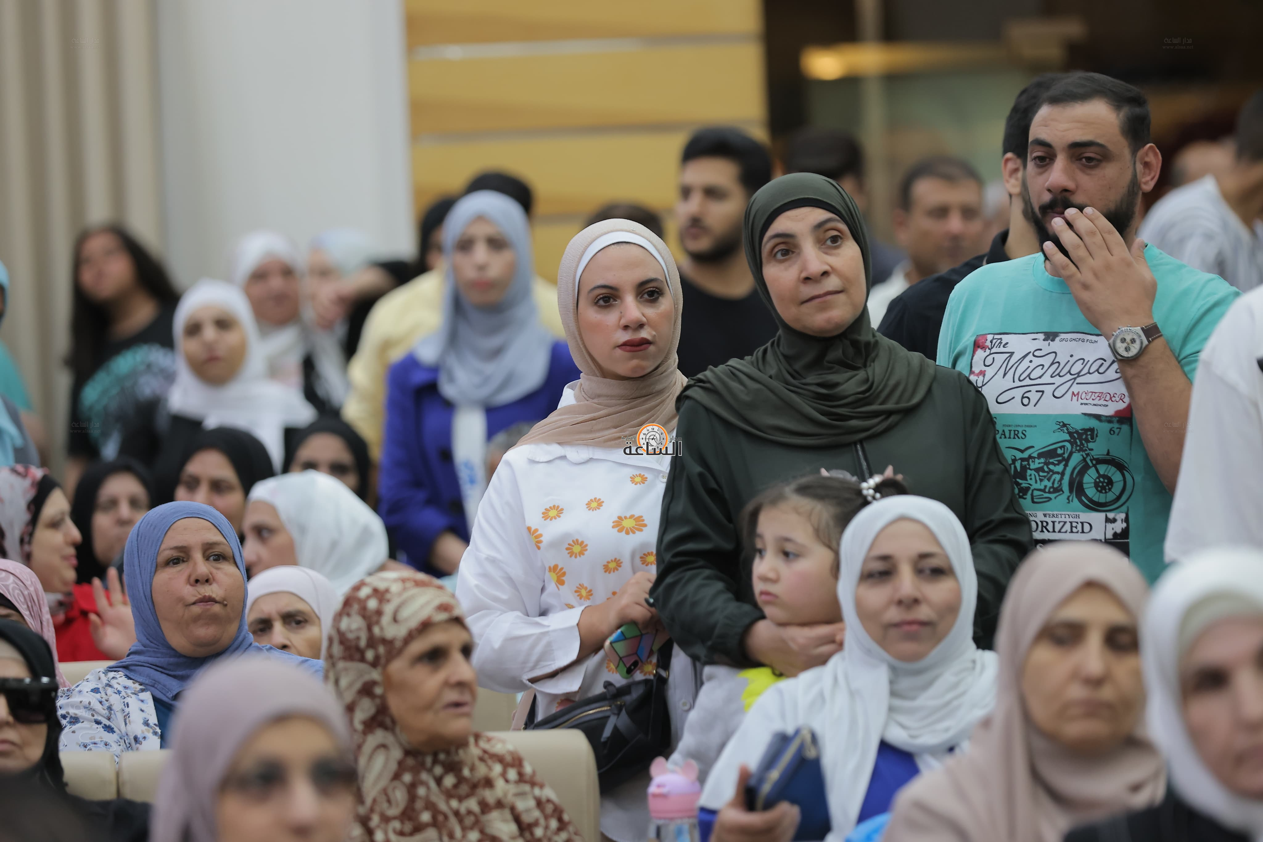 Madar Al-Saa Images 0.8230485494650066