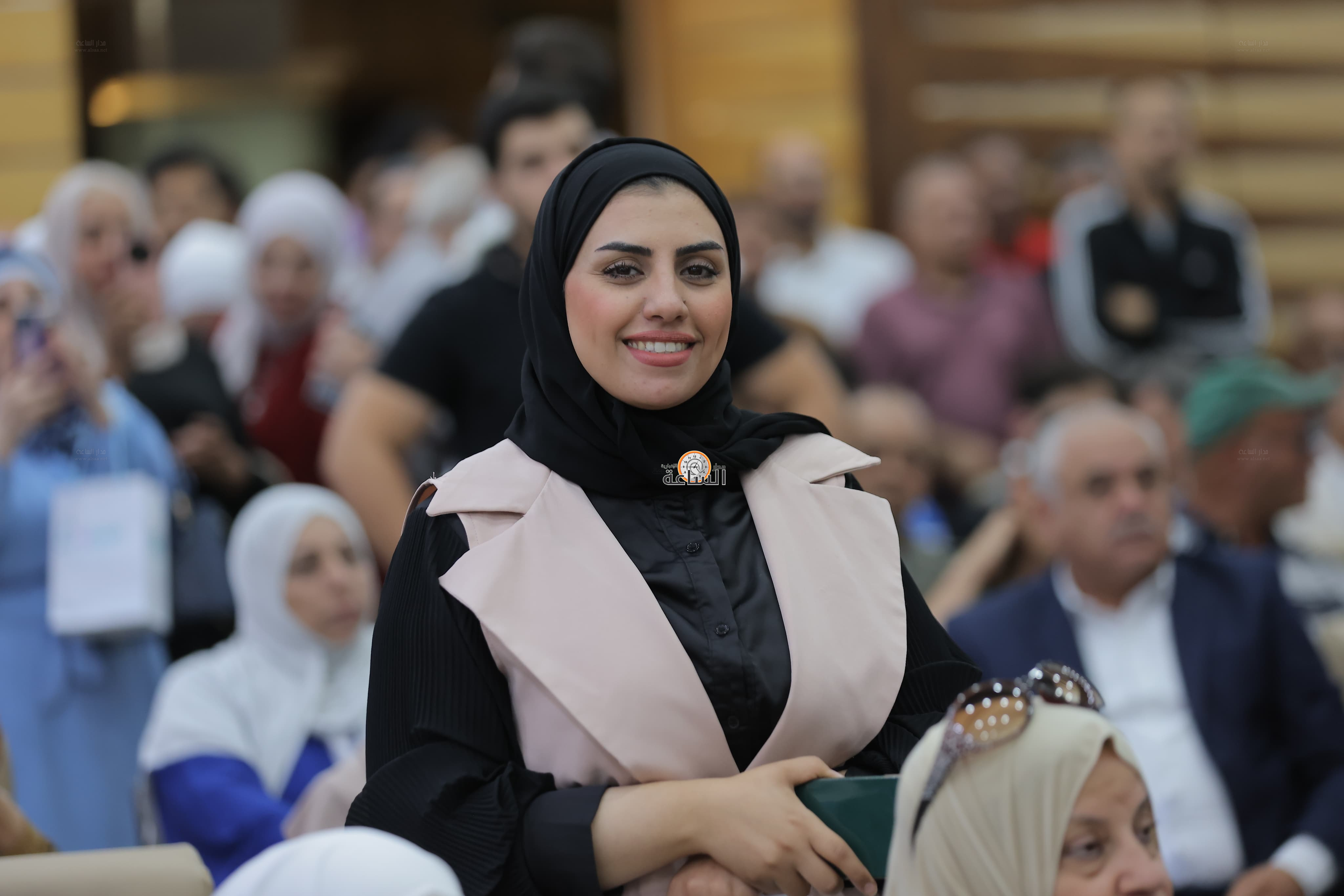 Madar Al-Saa Images 0.21494328415429487