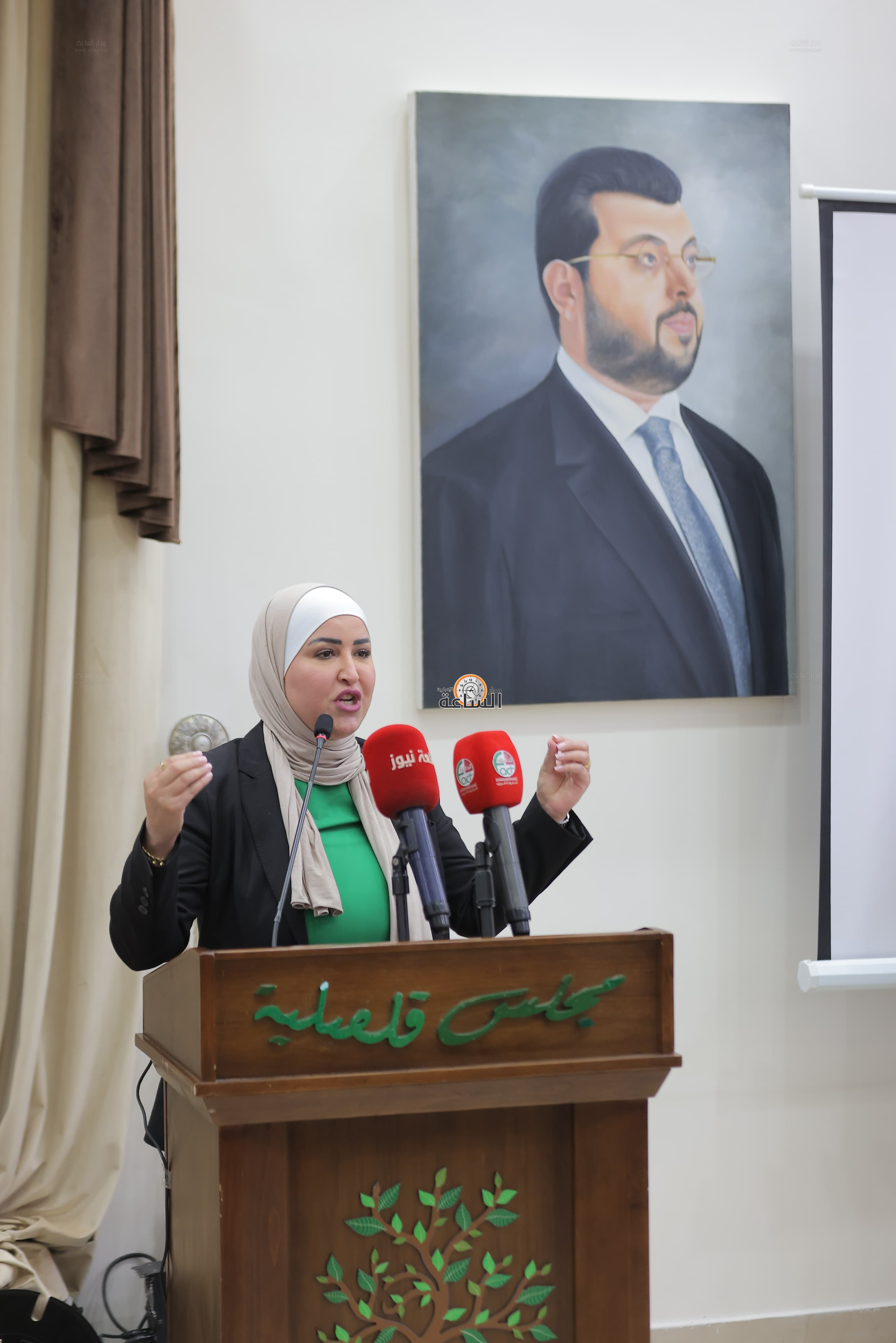 Madar Al-Saa Images 0.4016421403158117