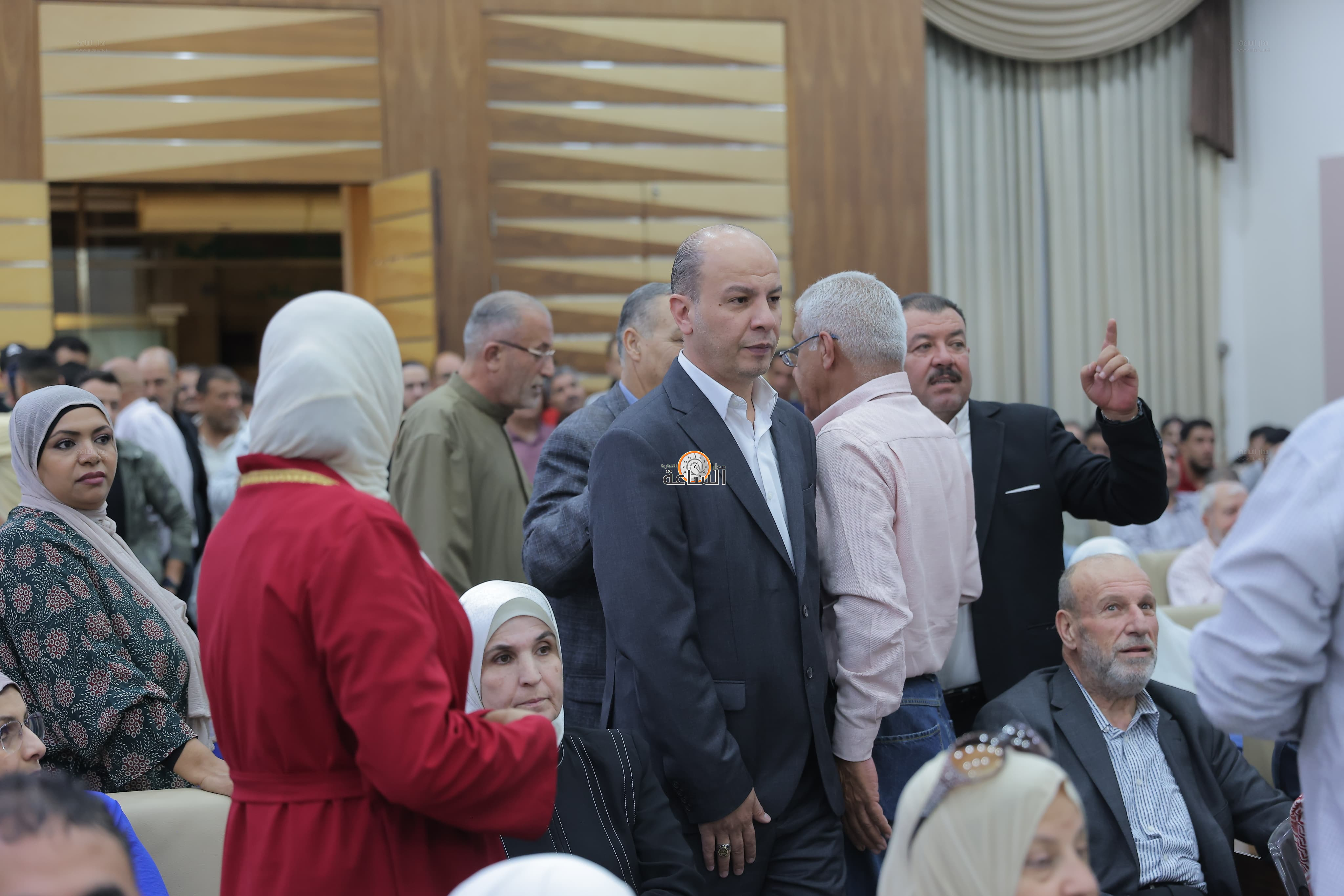 Madar Al-Saa Images 0.2963833428324829