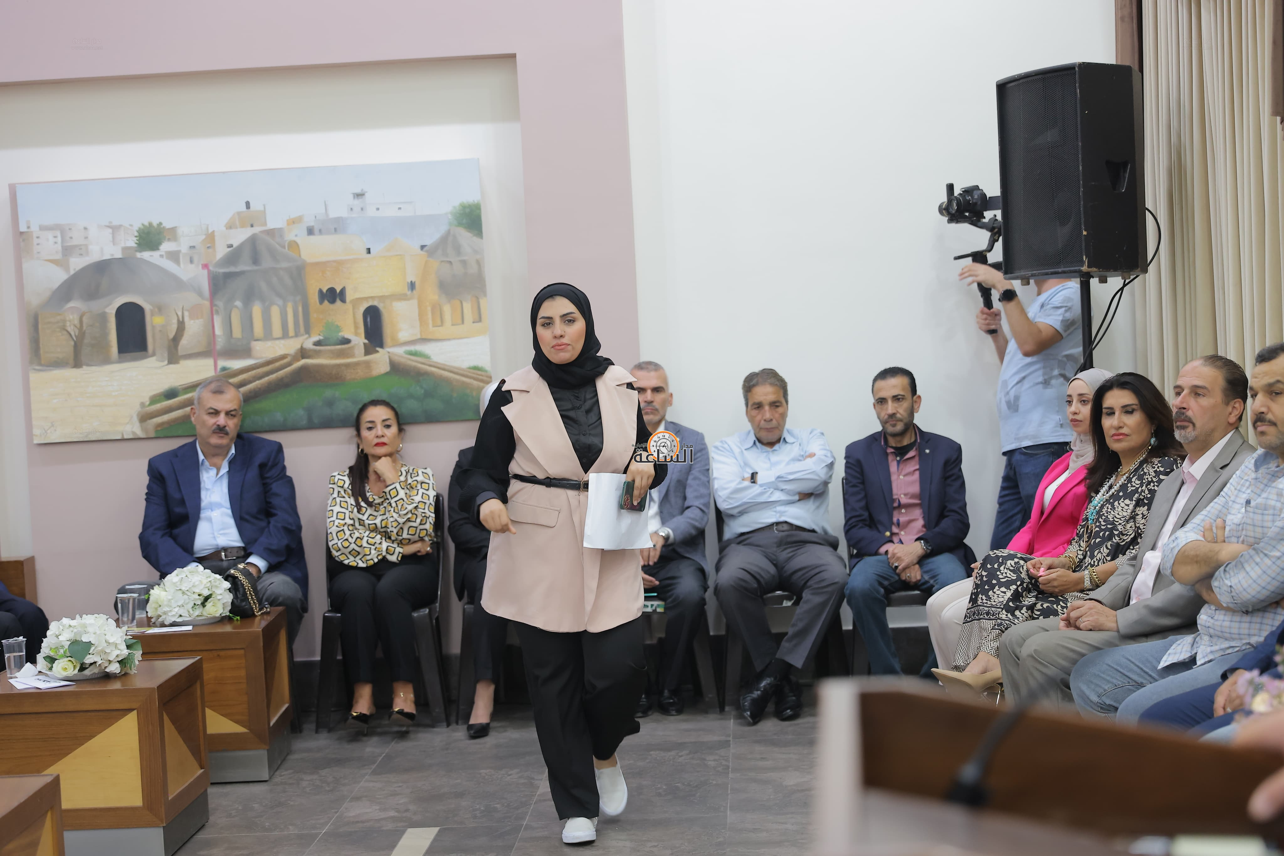 Madar Al-Saa Images 0.5613703984256502