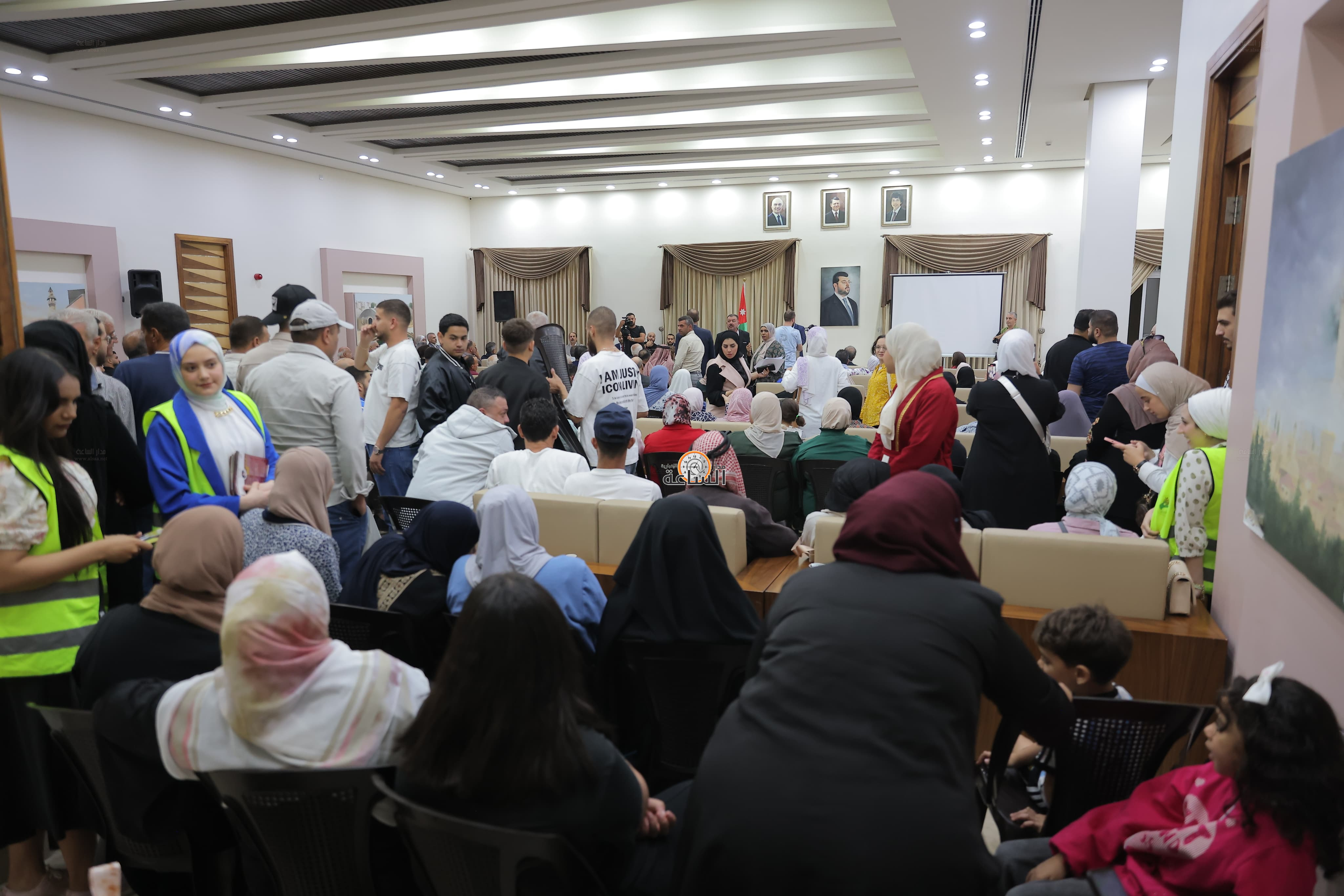 Madar Al-Saa Images 0.22160346132767872