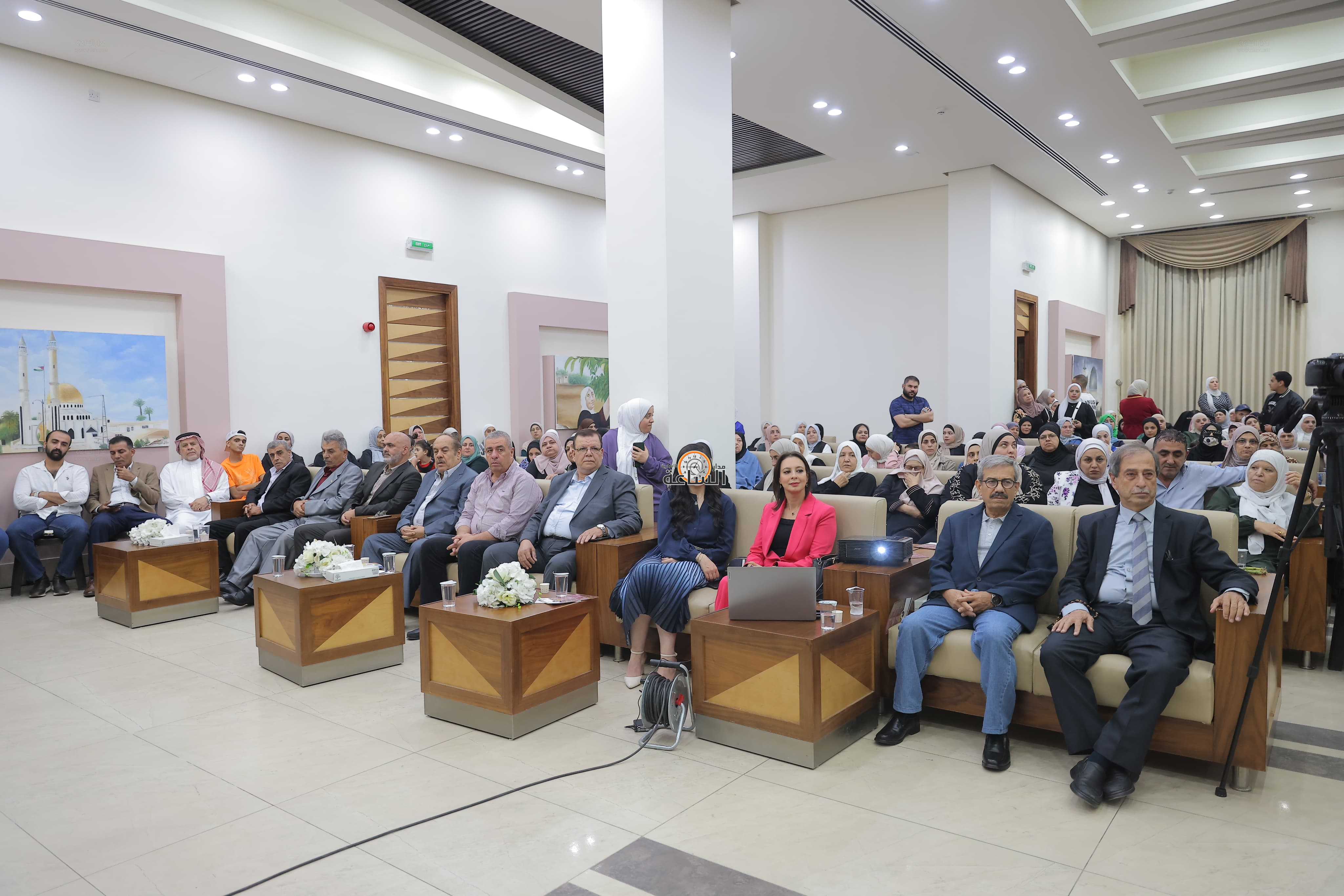 Madar Al-Saa Images 0.8647281938519651