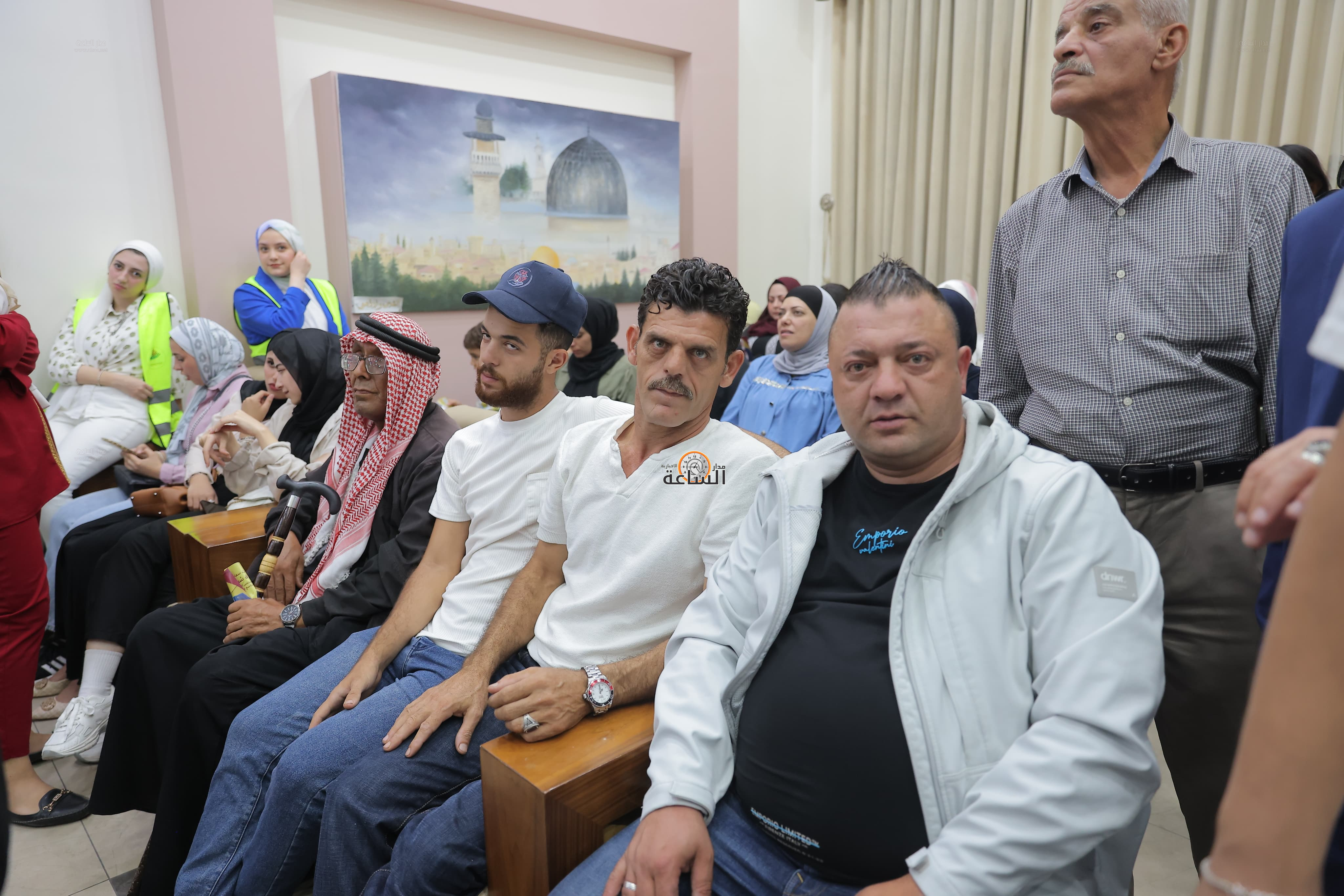 Madar Al-Saa Images 0.2981036084814399