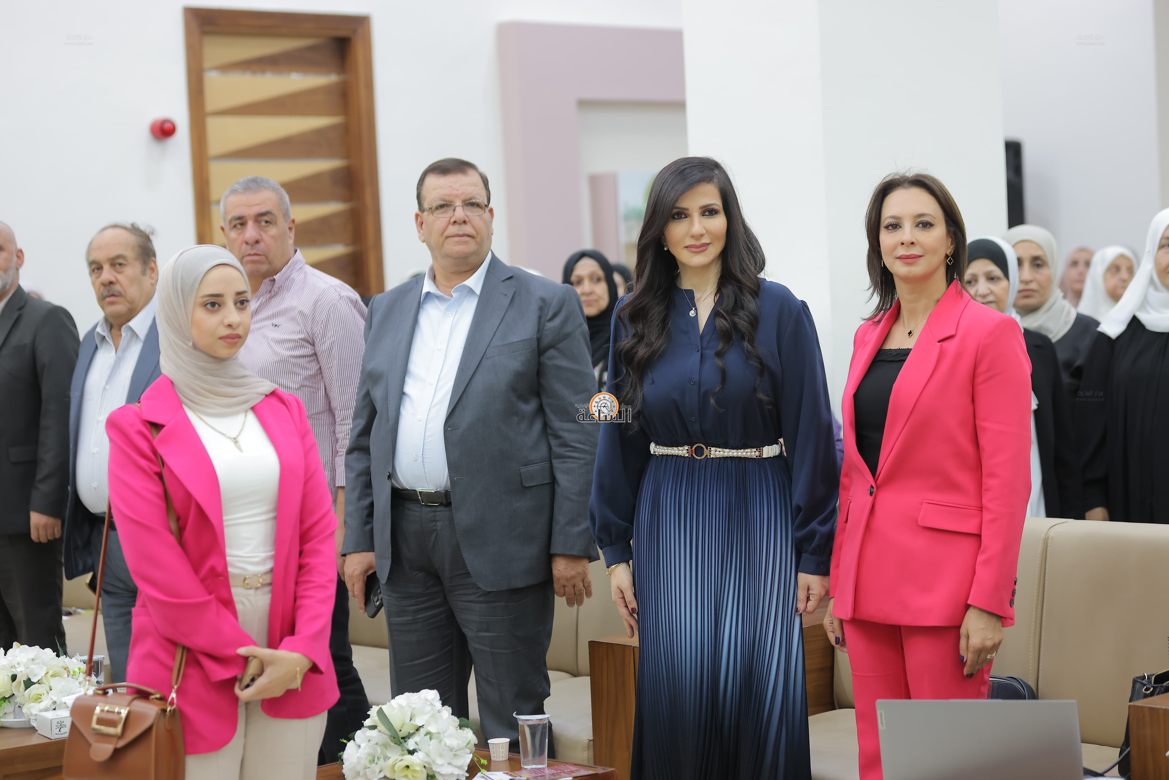 Madar Al-Saa Images 0.4828076691531451