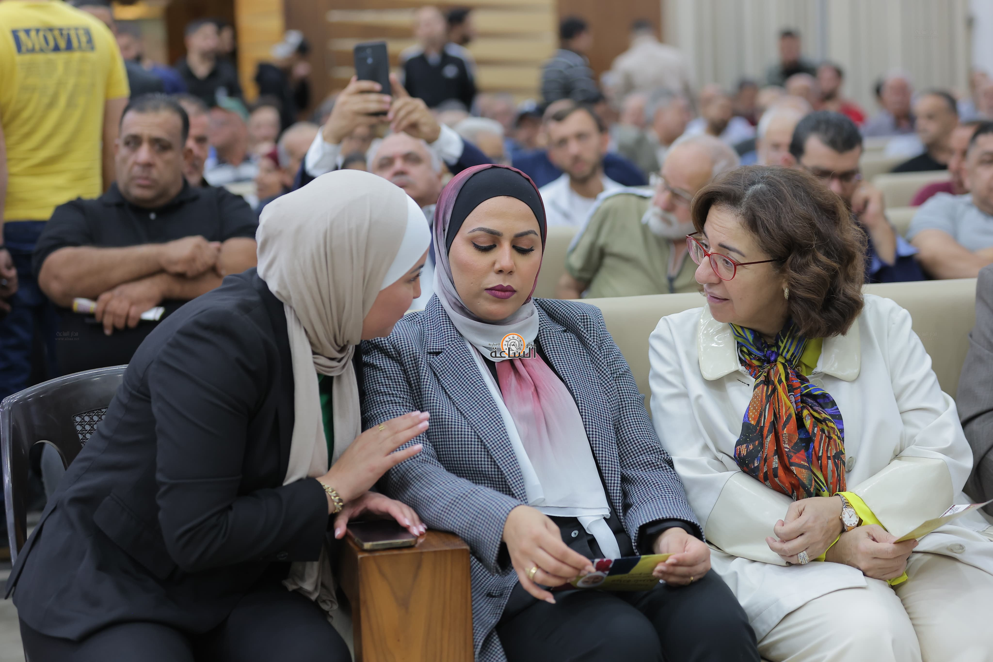 Madar Al-Saa Images 0.7236478917749756