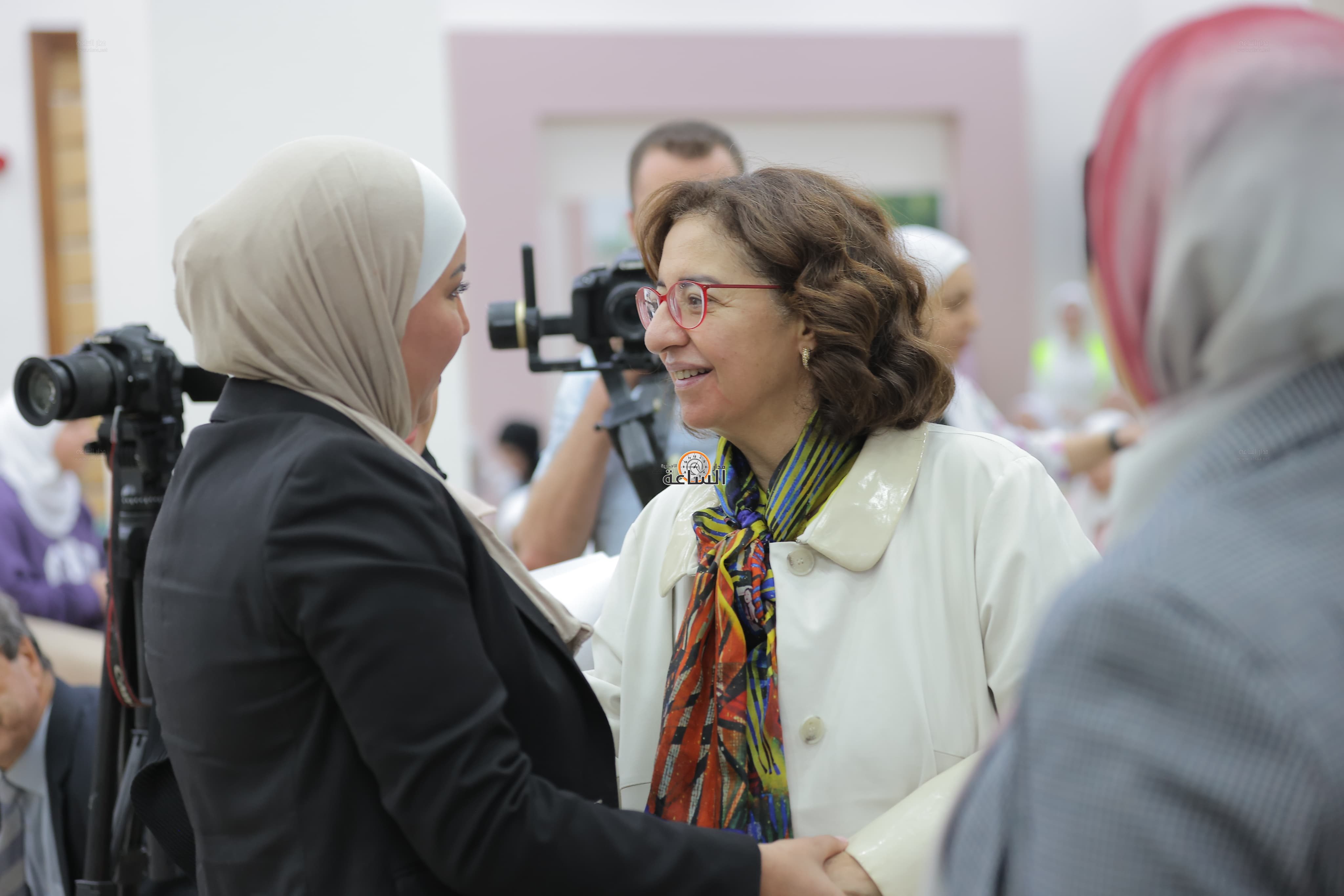 Madar Al-Saa Images 0.45091498185194046