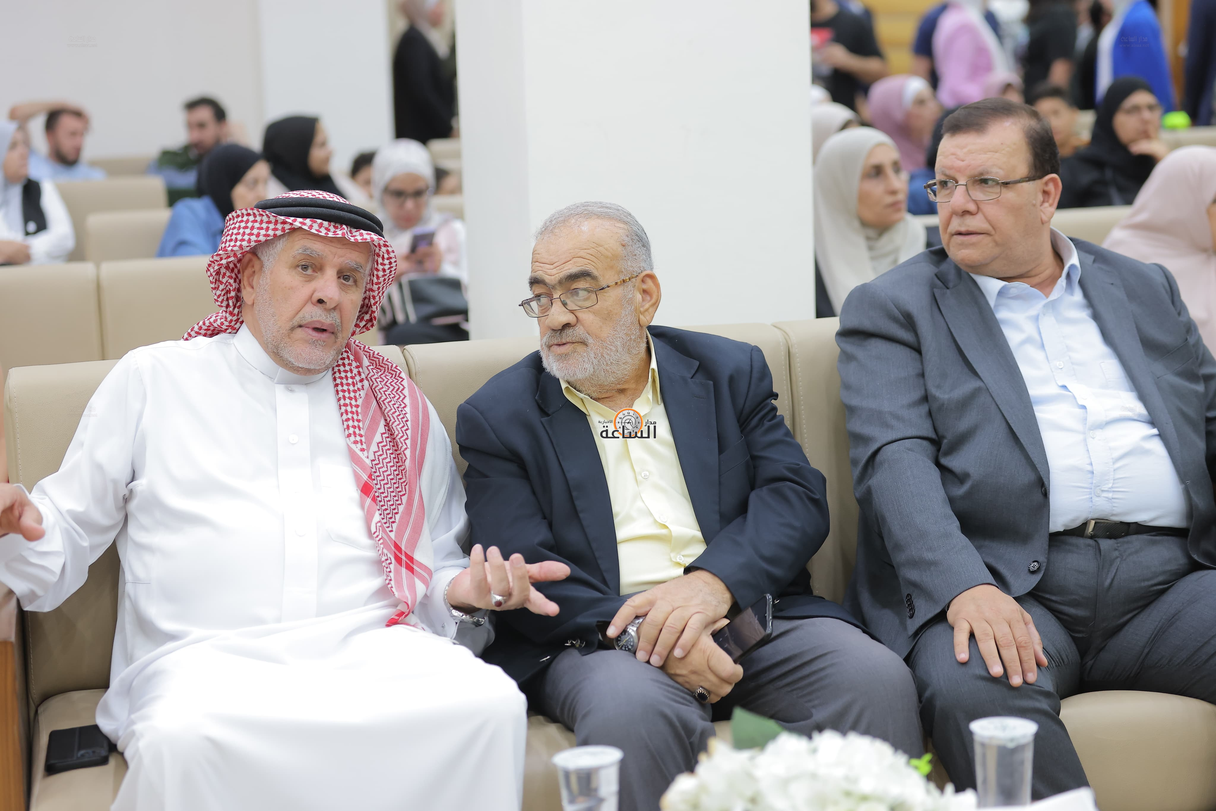 Madar Al-Saa Images 0.504829345322819