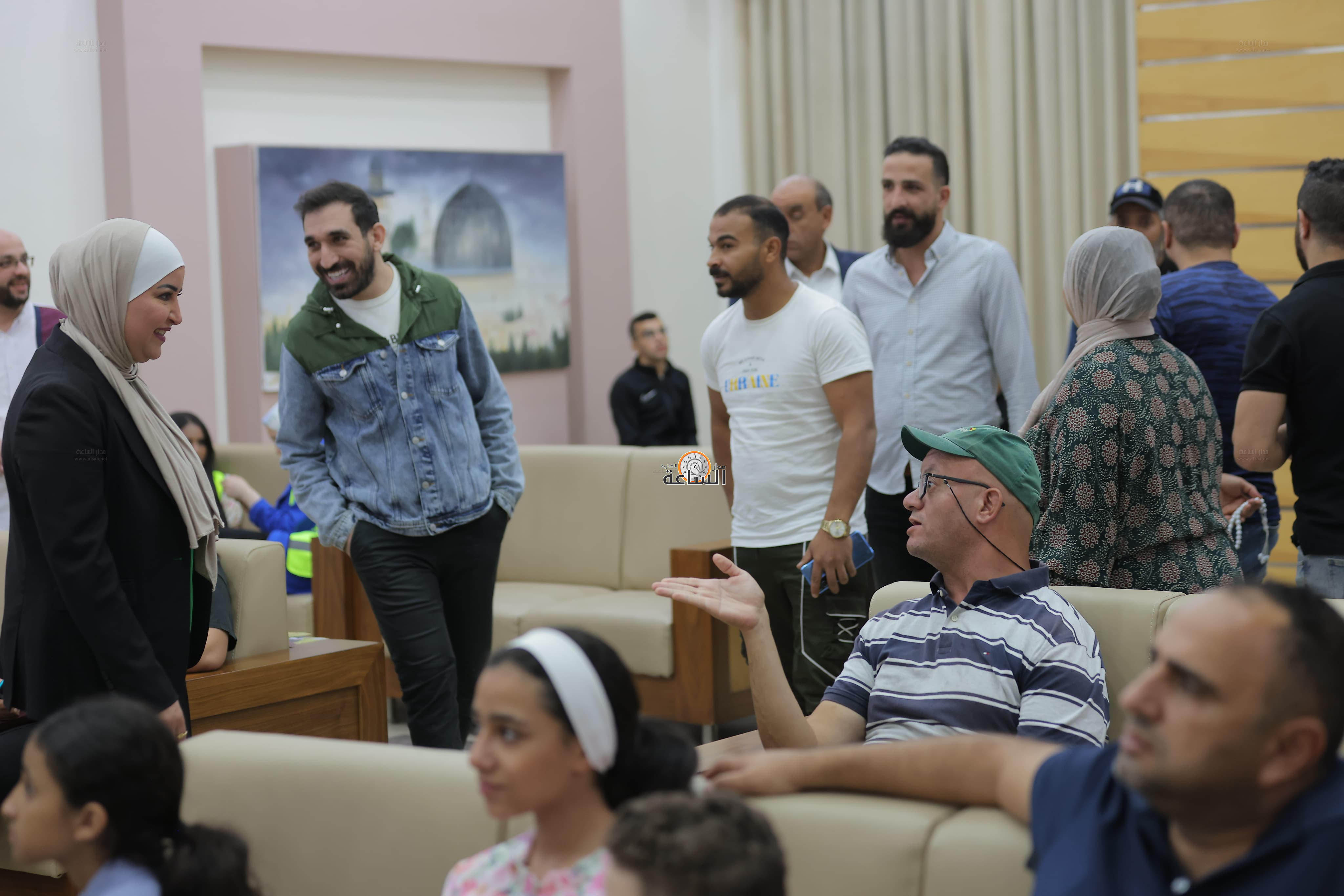 Madar Al-Saa Images 0.8036485252918404