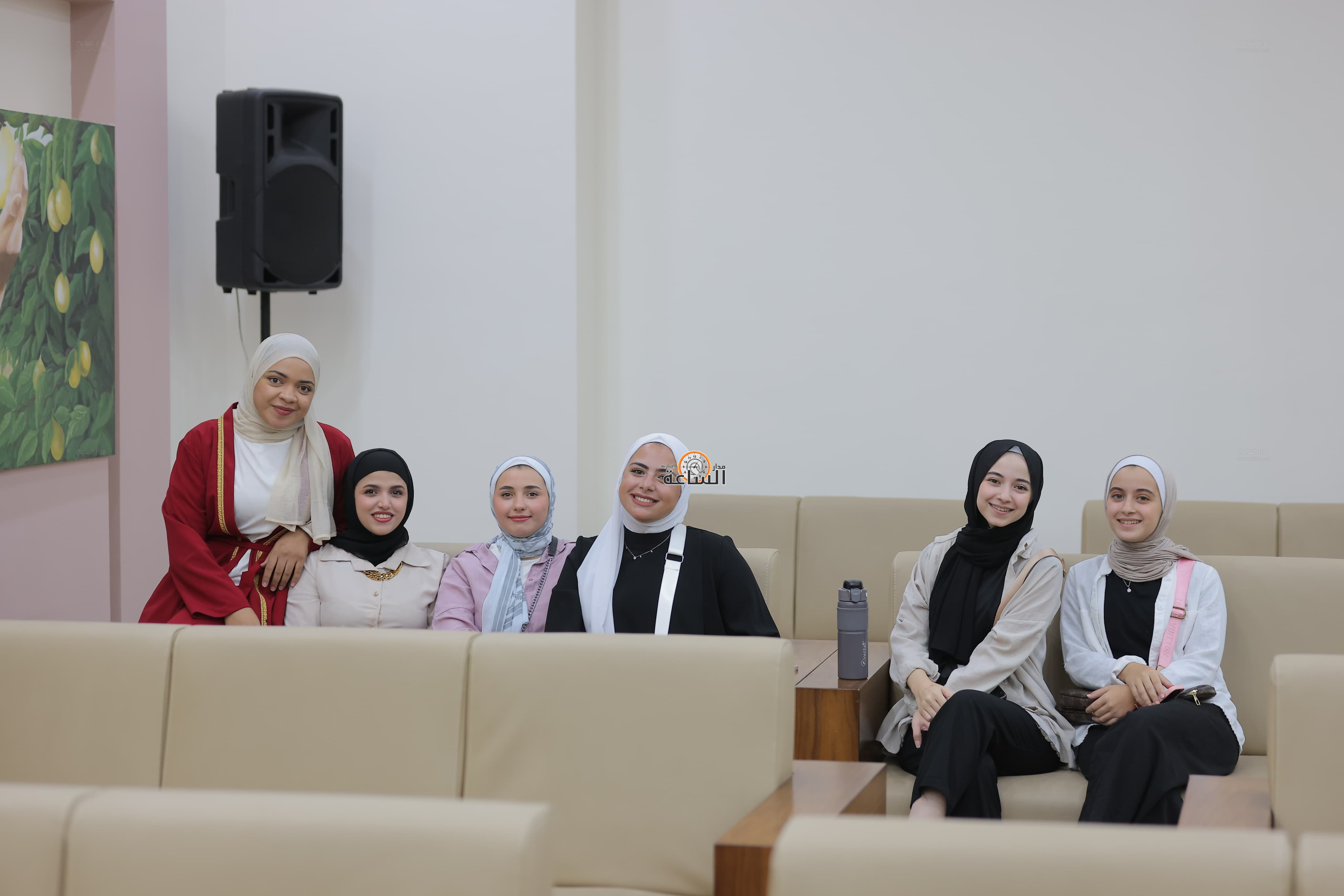 Madar Al-Saa Images 0.21198853582666266