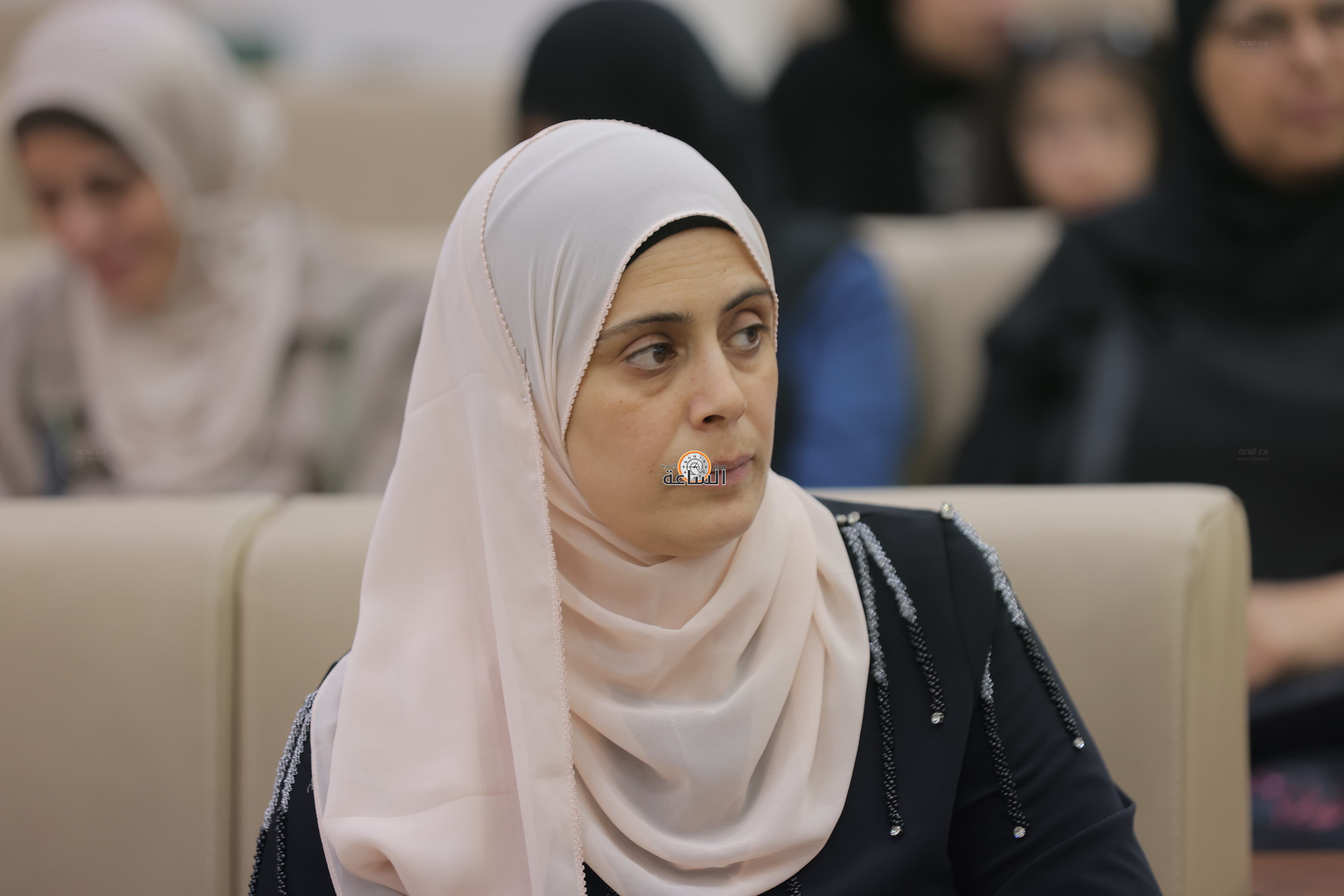 Madar Al-Saa Images 0.41679473888005125