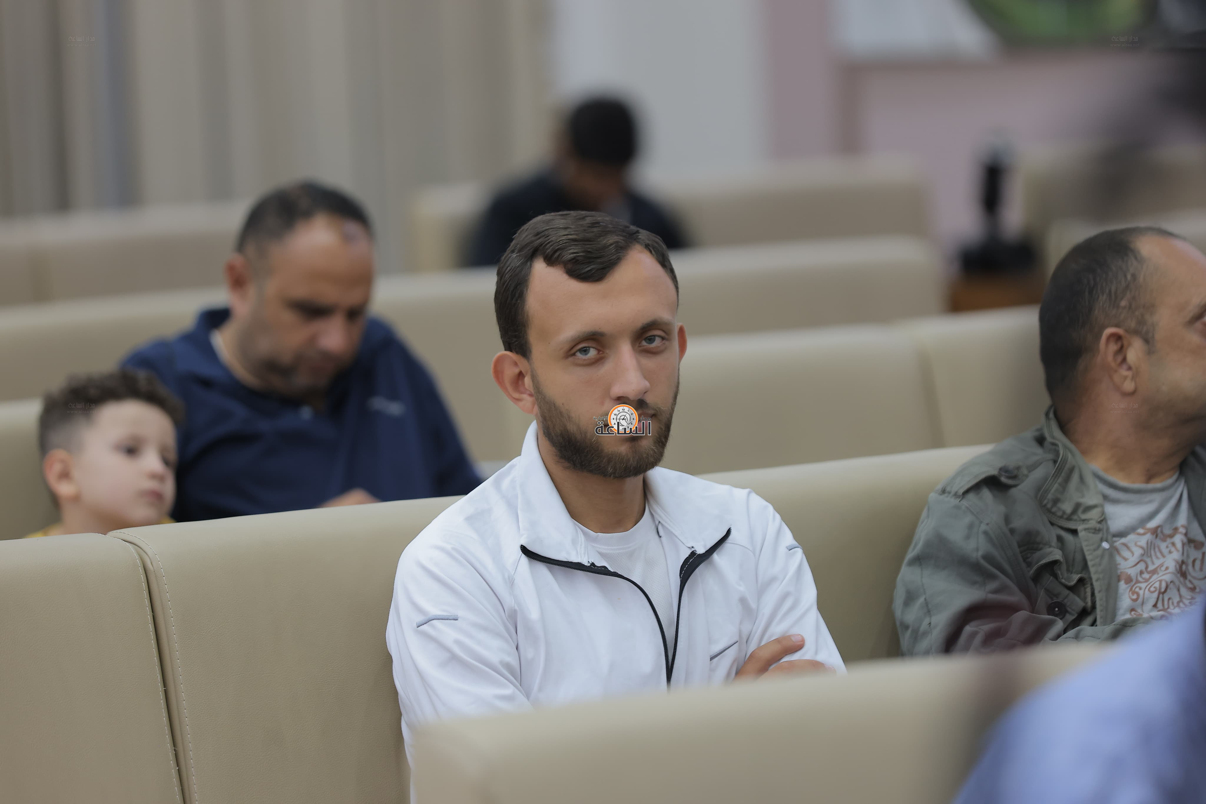 Madar Al-Saa Images 0.42636610332814096