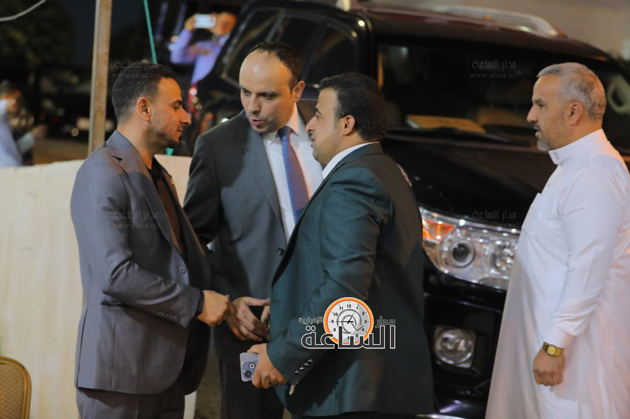 Madar Al-Saa Images 0.17440535927992817