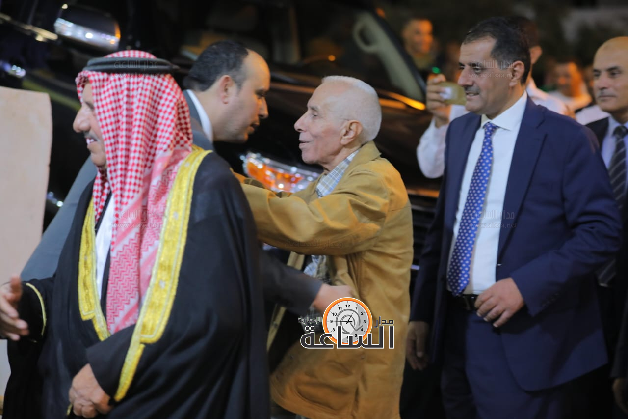 Madar Al-Saa Images 0.4433115987928269