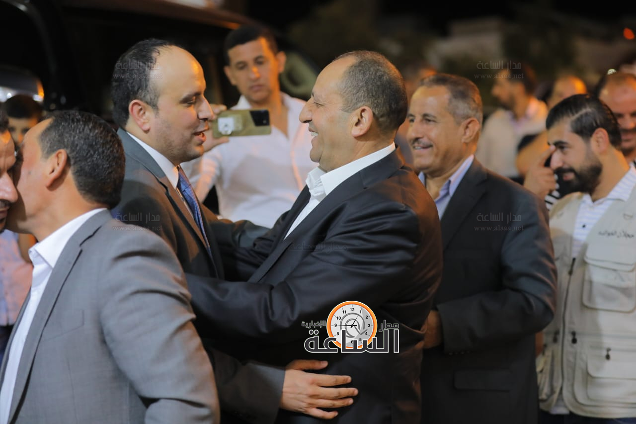 Madar Al-Saa Images 0.6751847219473985