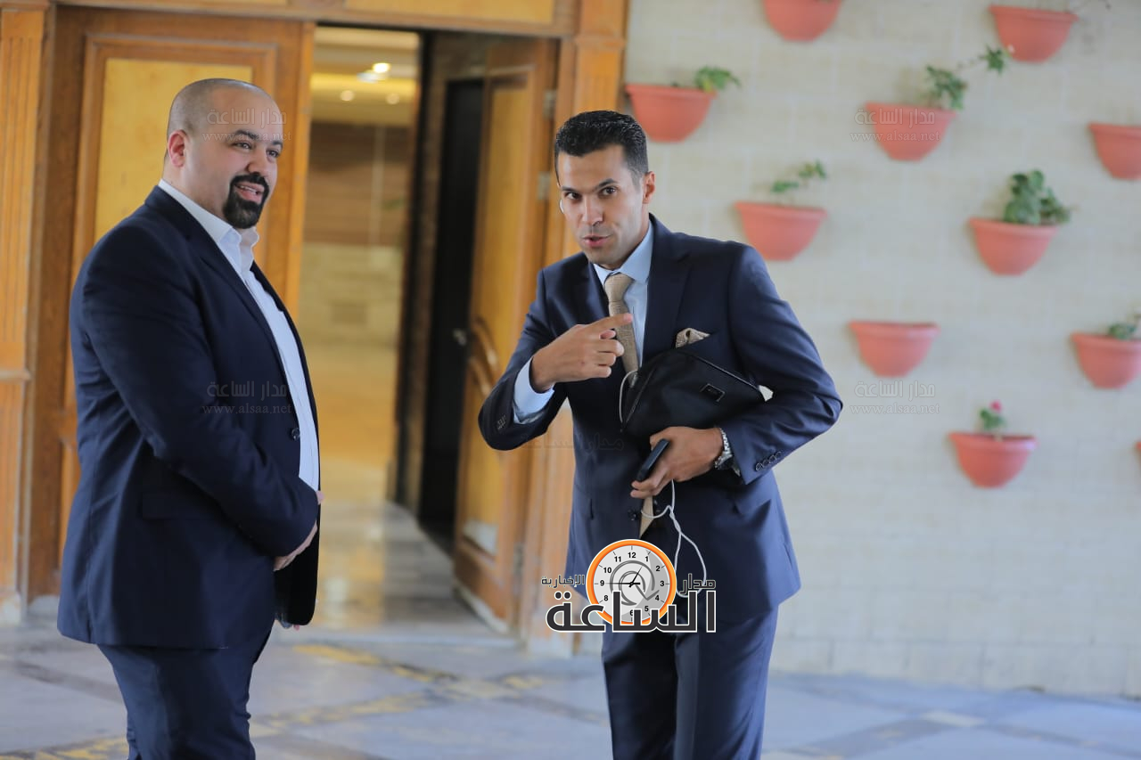 Madar Al-Saa Images 0.002316352299933655