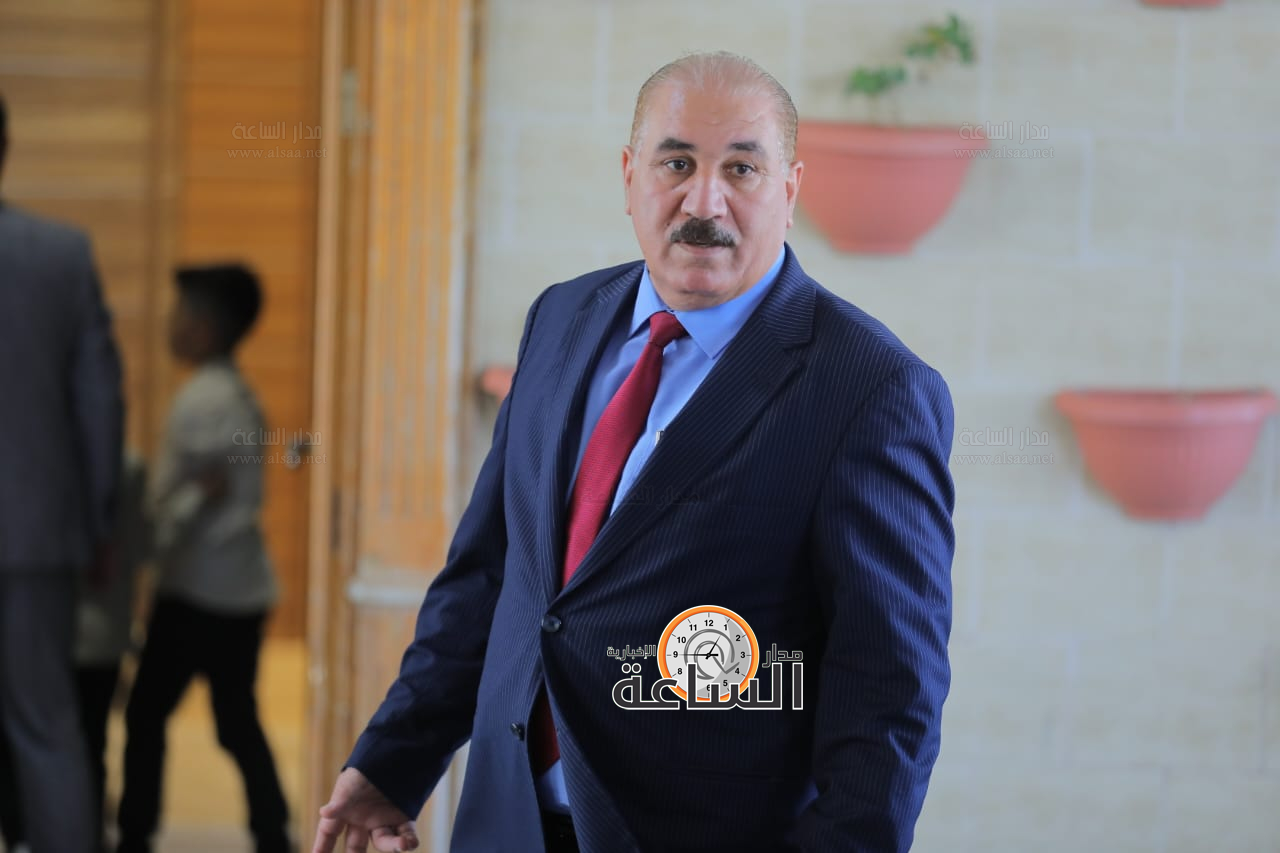 Madar Al-Saa Images 0.5570541249196042