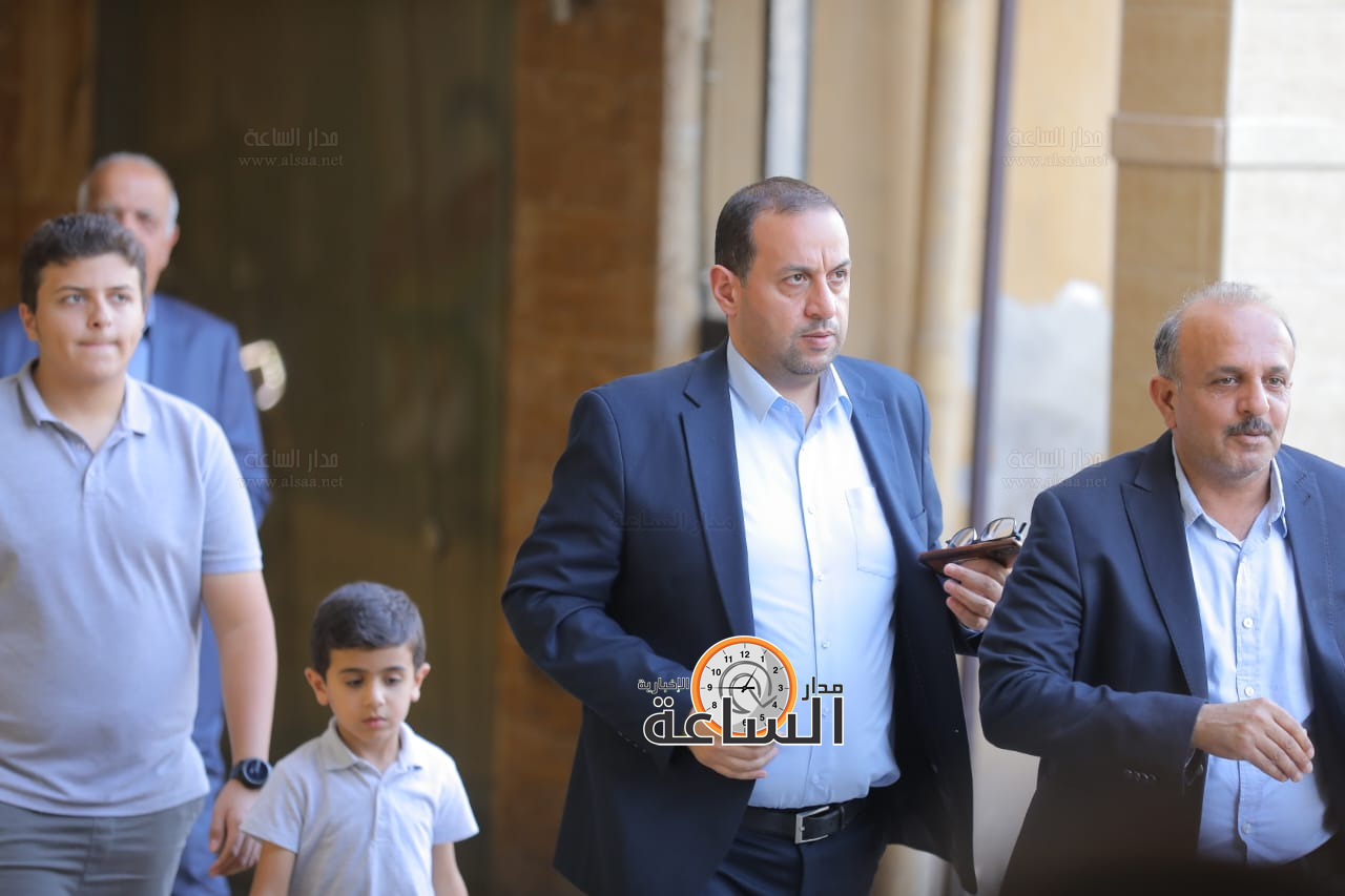 Madar Al-Saa Images 0.4765762283046695