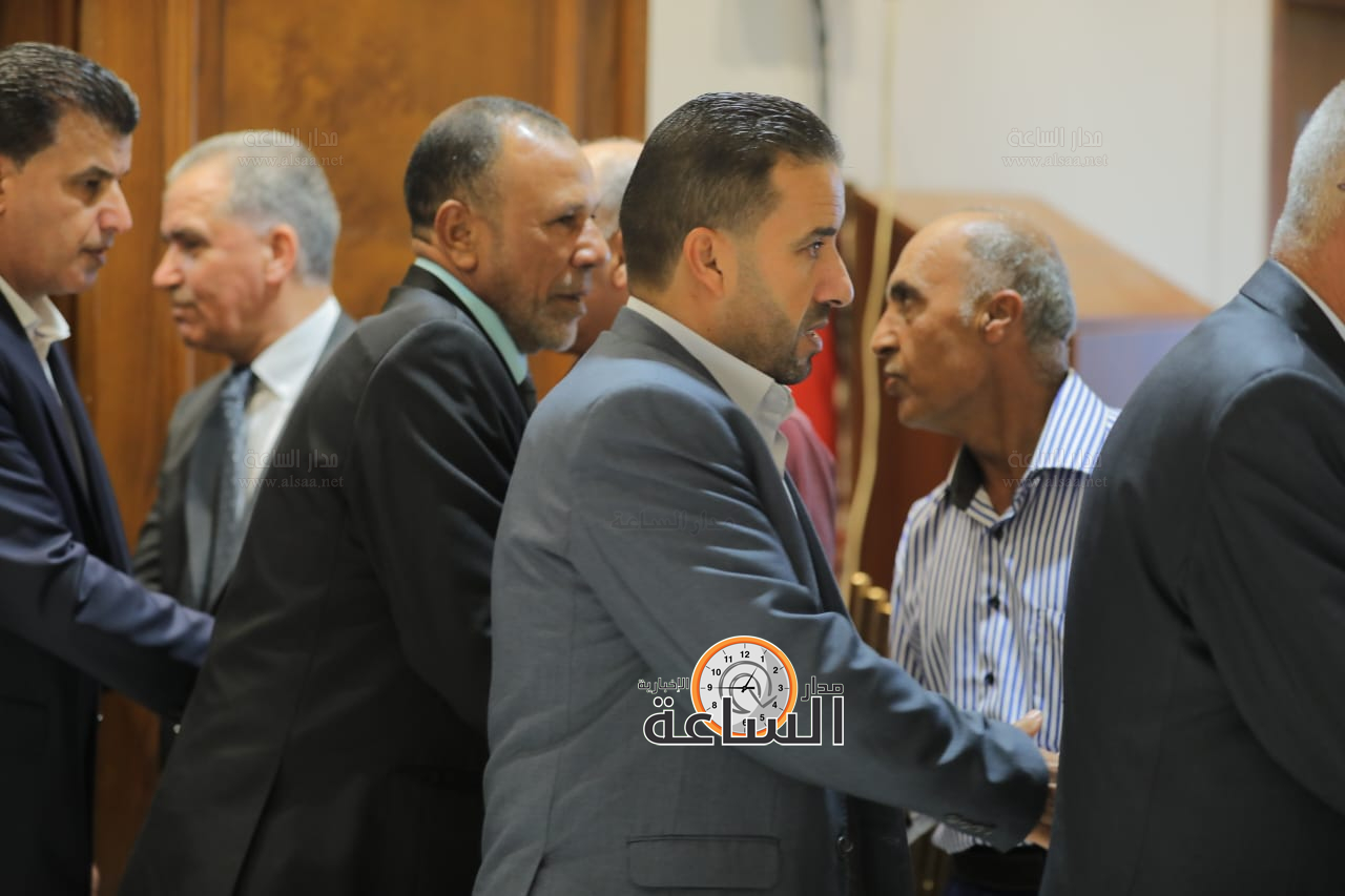 Madar Al-Saa Images 0.3767466553137564