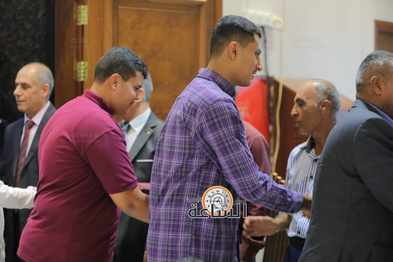 Madar Al-Saa Images 0.5459971331067537