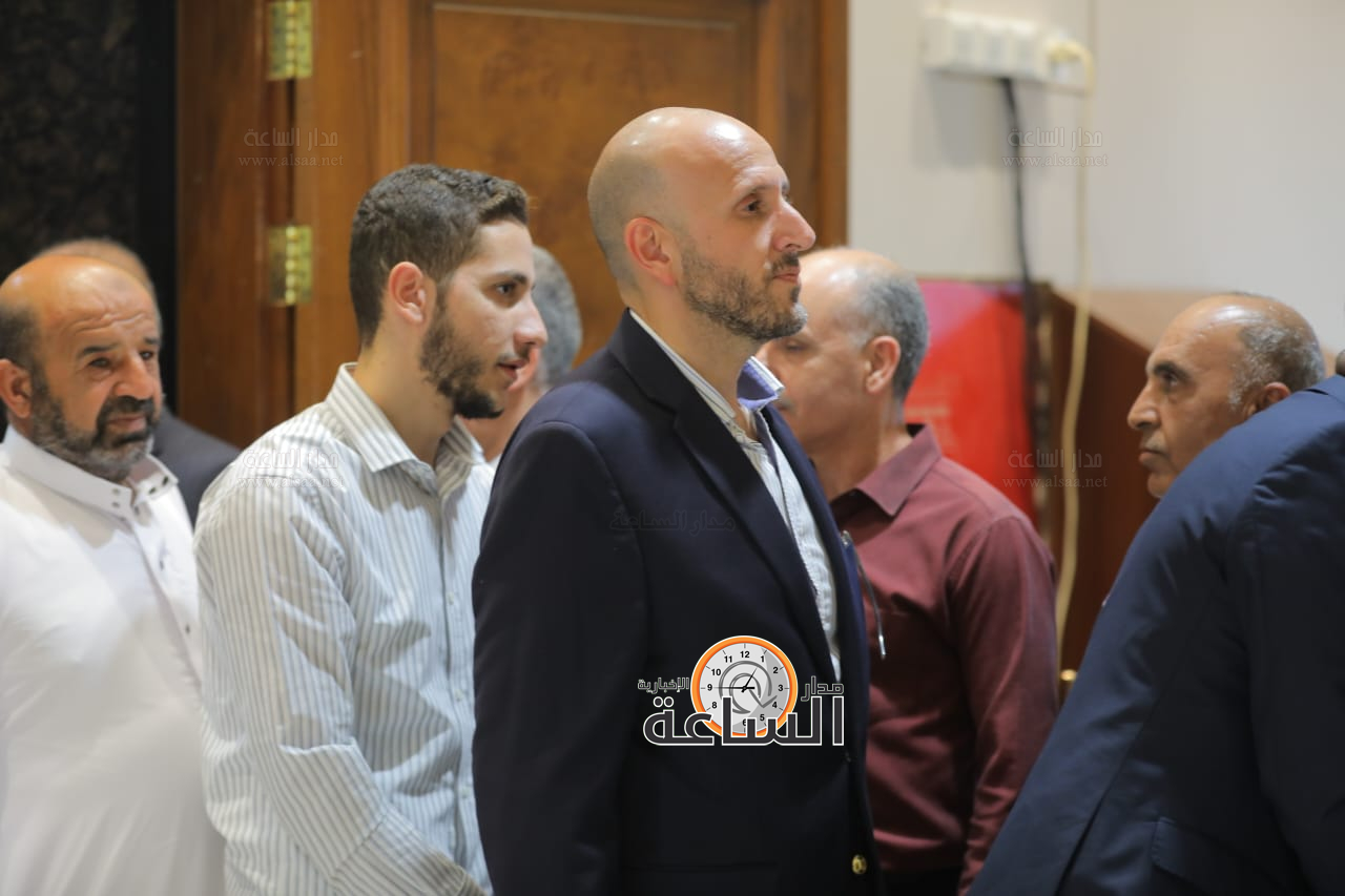 Madar Al-Saa Images 0.15587711165119855