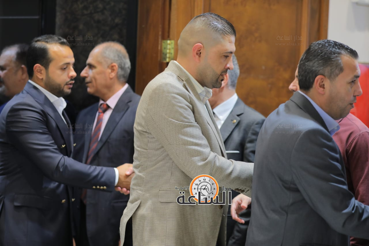 Madar Al-Saa Images 0.8613221008333838