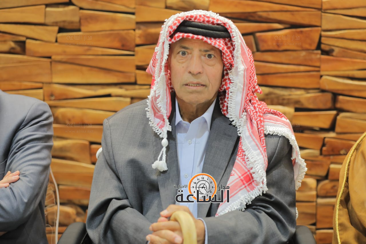 Madar Al-Saa Images 0.7655028282234382